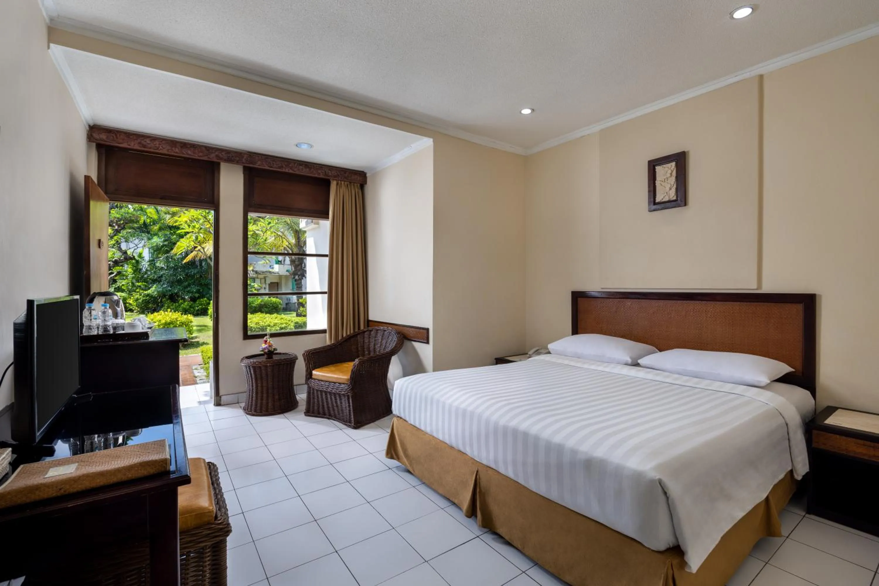 Standard Double or Twin Room with Garden View in The Jayakarta Bali Beach Resort