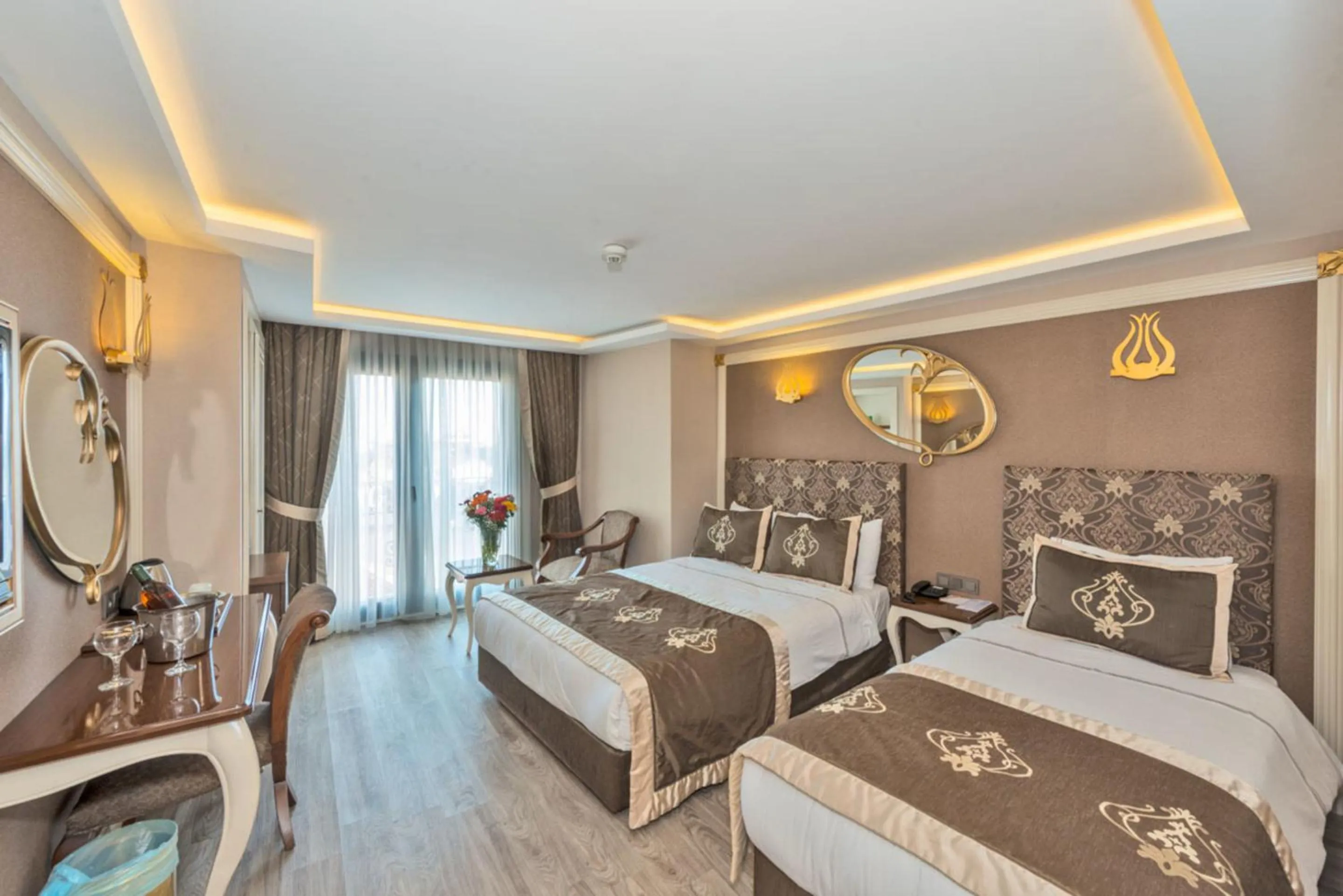 Standard Triple Room in Hotel The Pera Hill