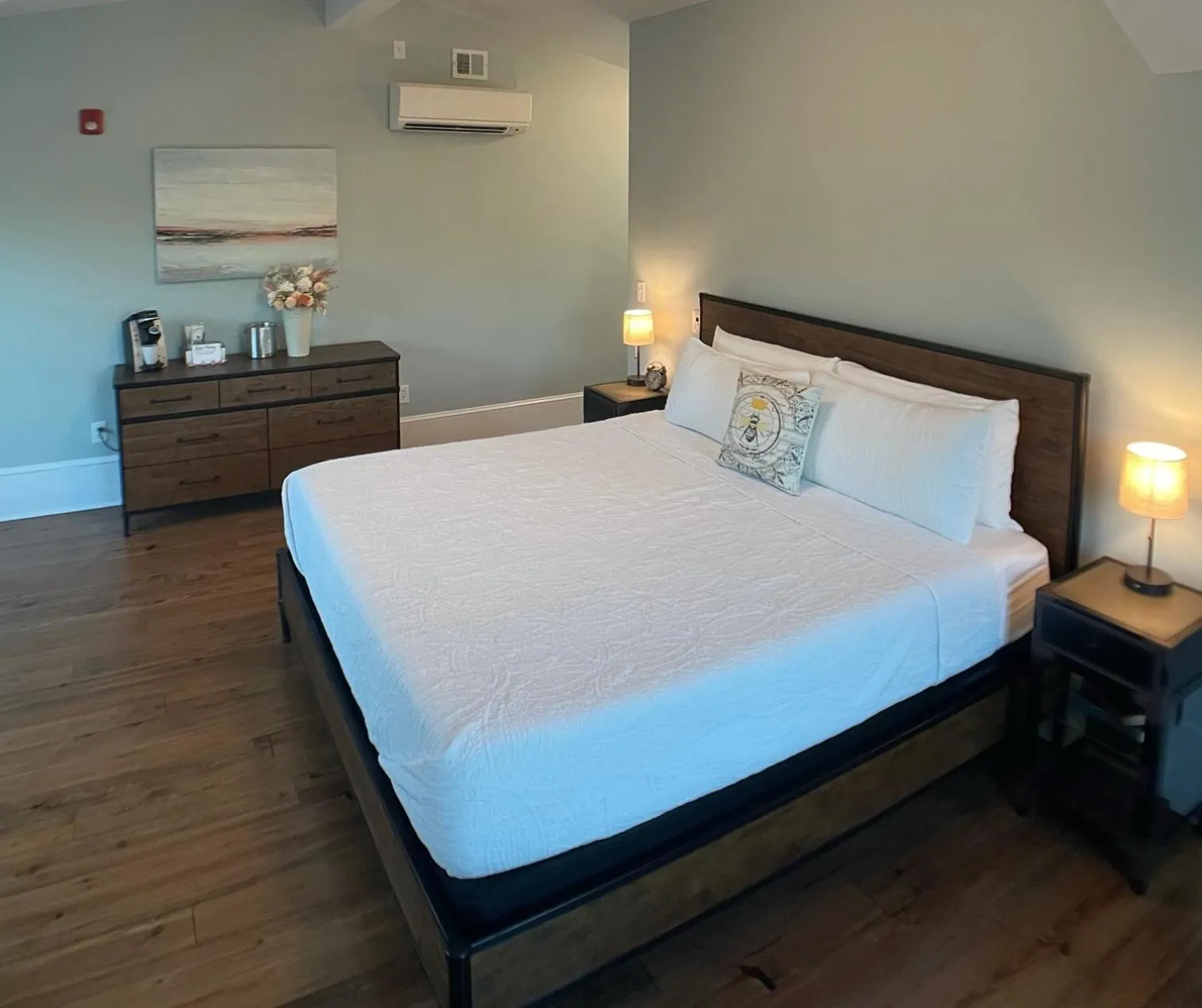 King Room with Spa Bath in Fort Conde Inn - Mobile