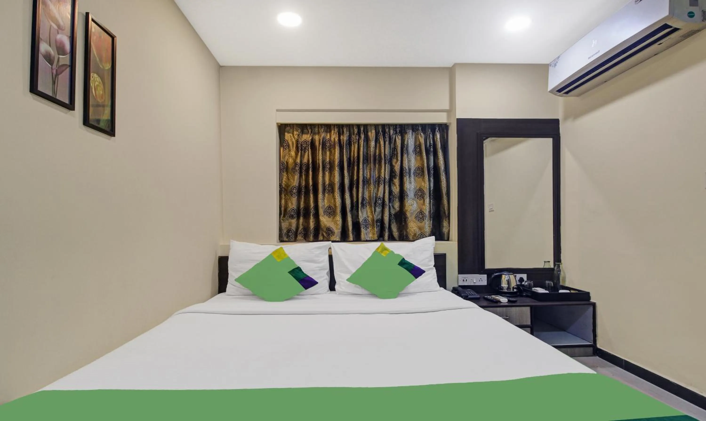 Economy Room - single occupancy in Treebo Naman'S Inn Near Kalighat Mandir