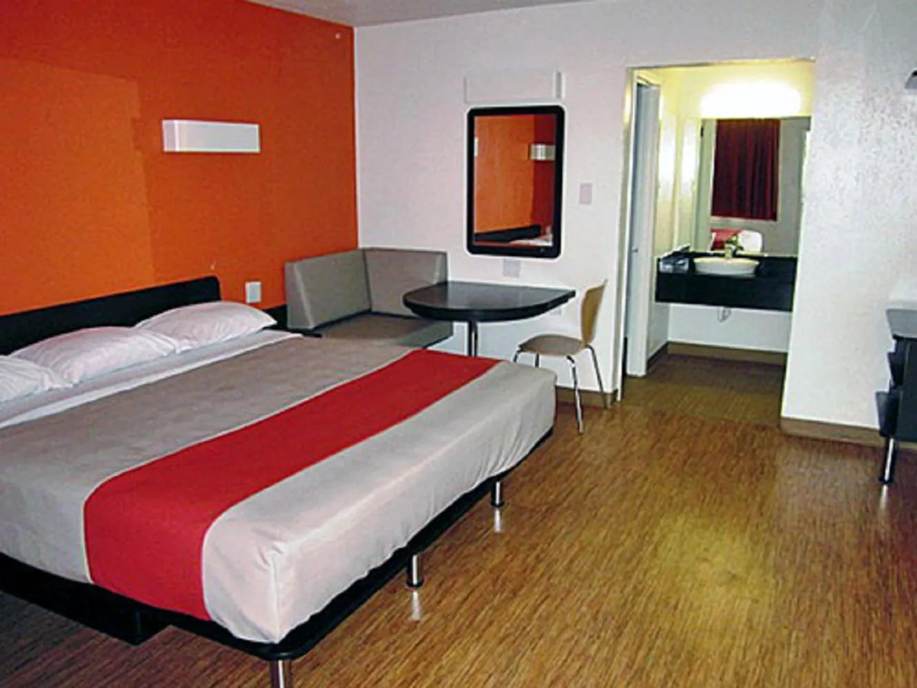 King Room - Non-Smoking in Motel 6-Stephenville, TX