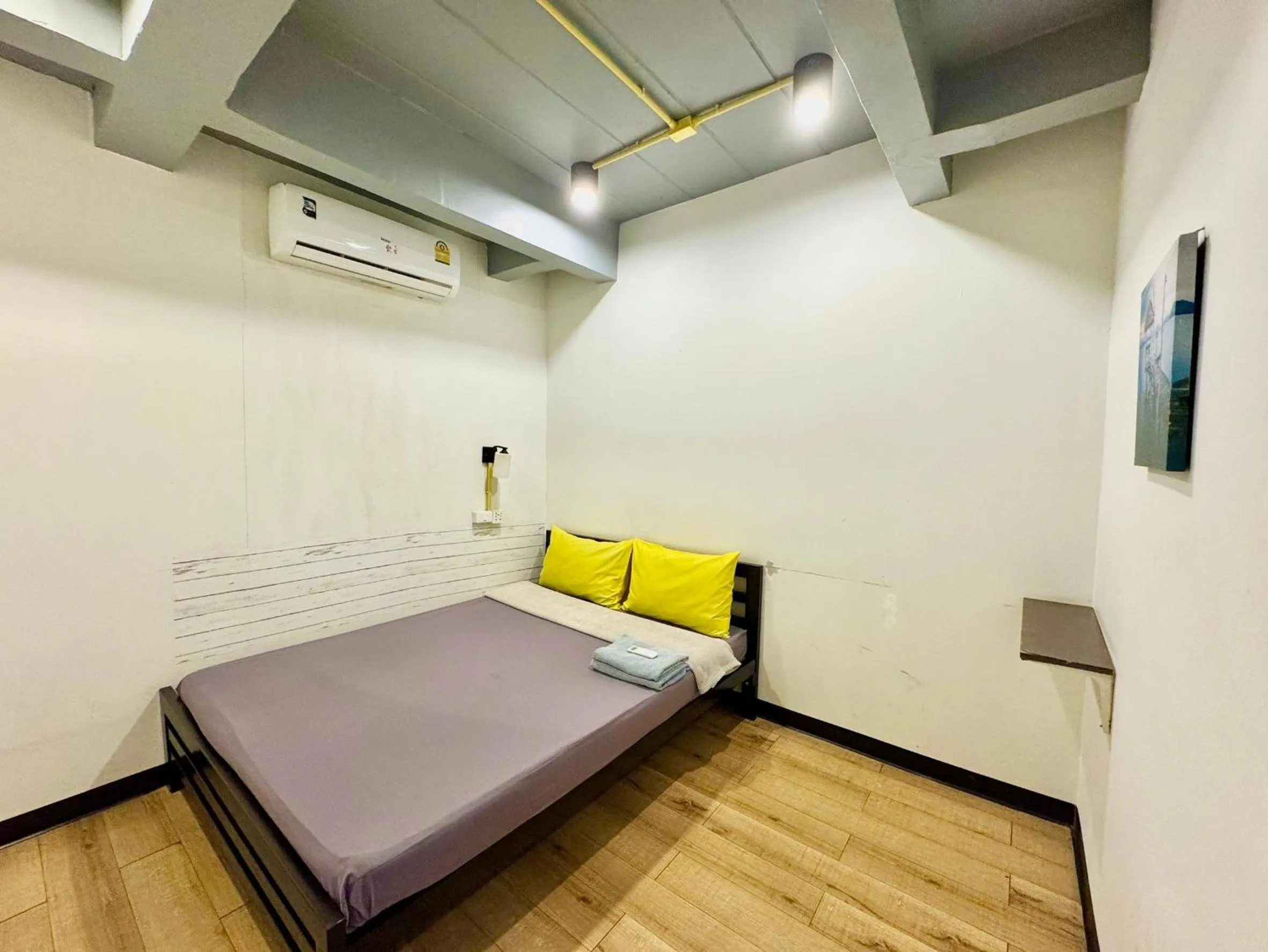 Standard Double Room with Shared Bathroom in Best Bed Suvarnabhumi Hostel
