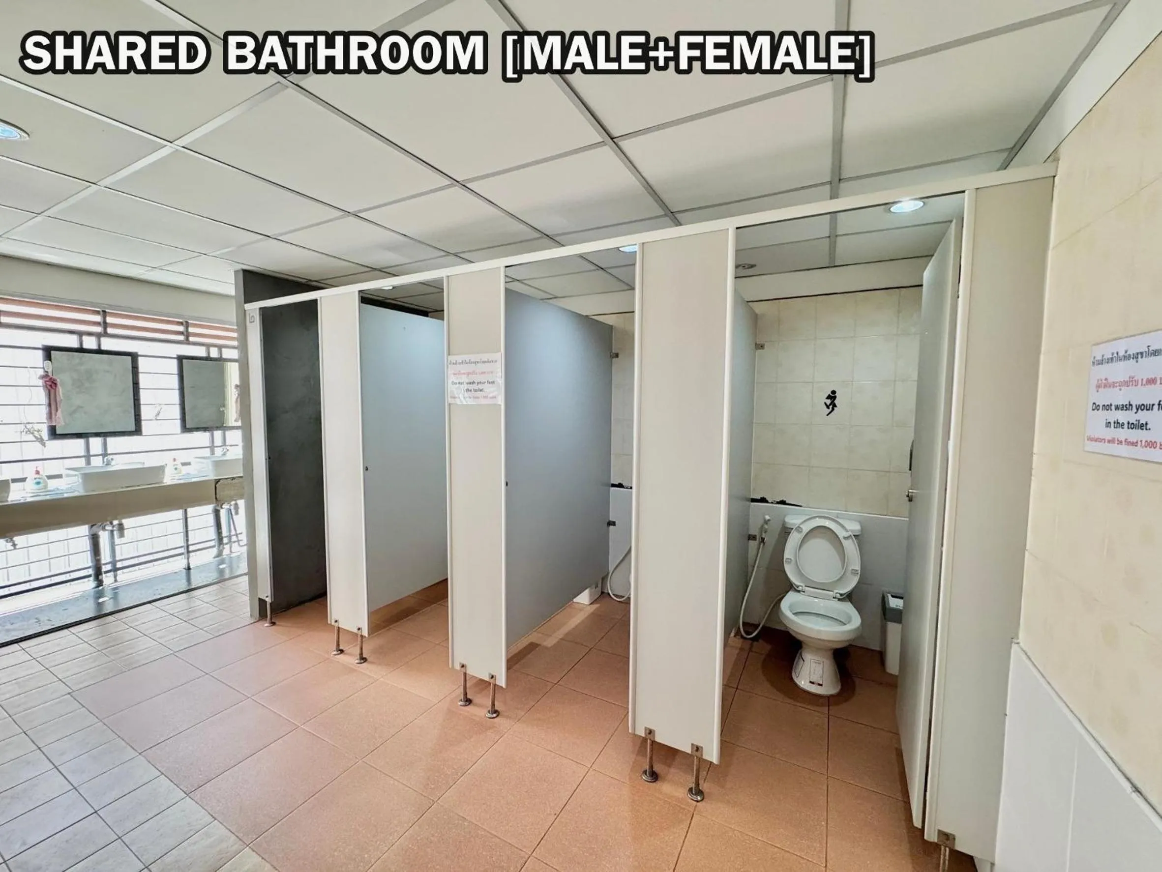 Queen Room - Disability Access in Best Bed Suvarnabhumi Hostel