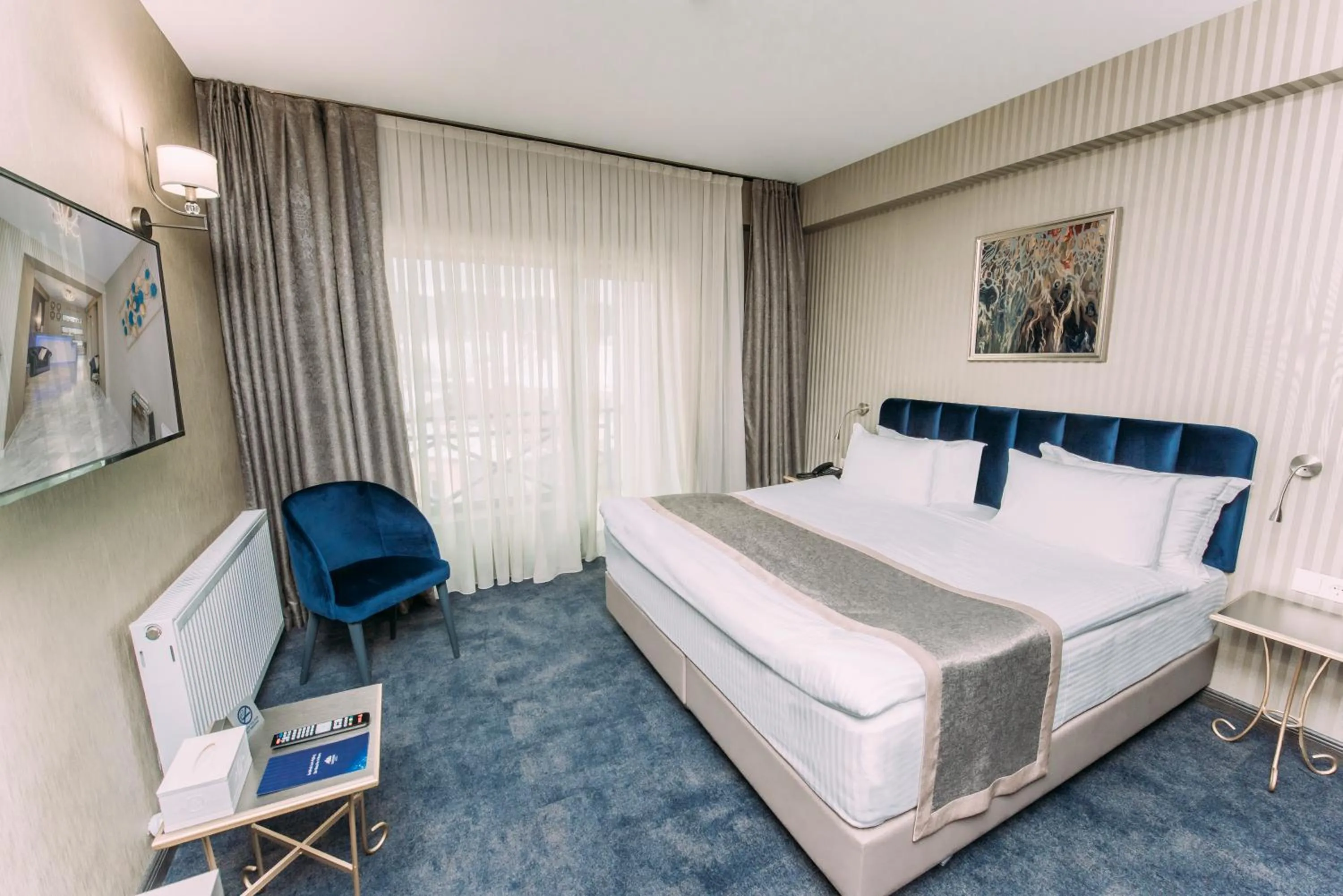 Deluxe King Room - single occupancy in Hotel Sapphire Bakuriani