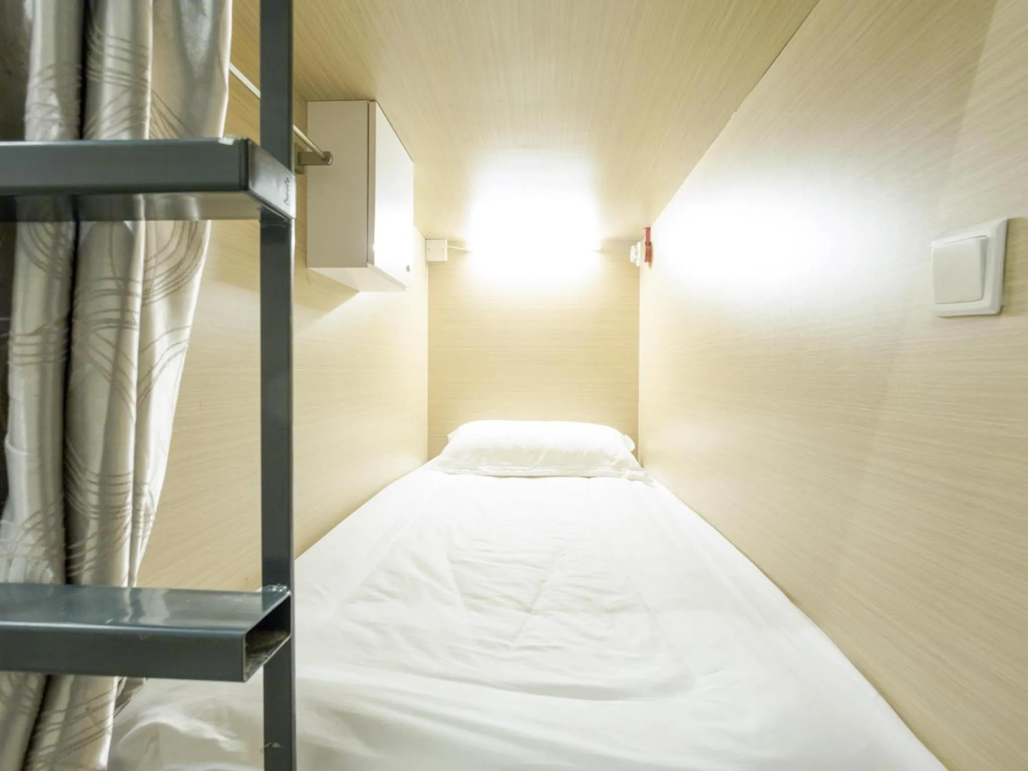 Single Bed in Dormitory Room in K2 Guesthouse Central