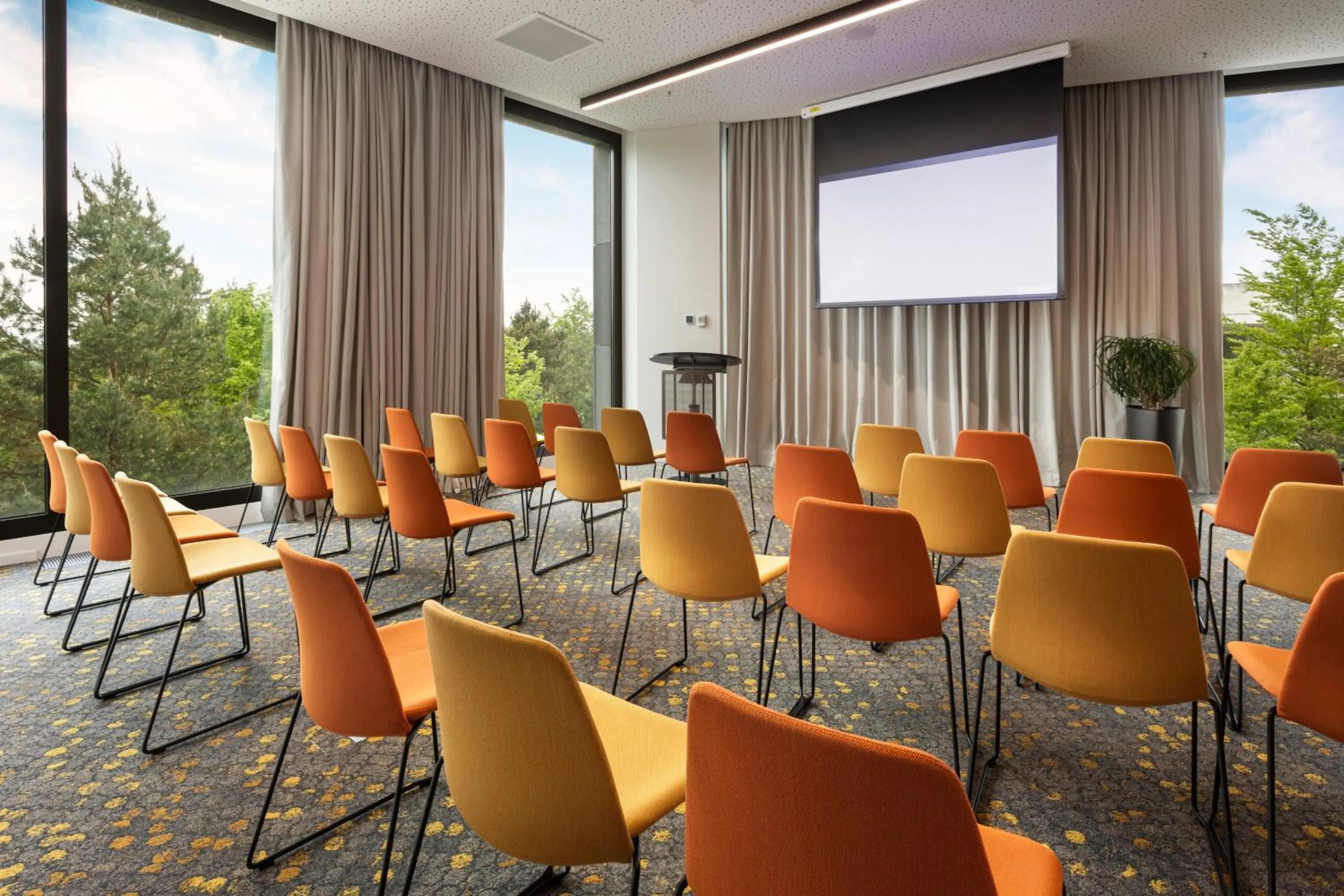 Seating area in Melia Luxembourg