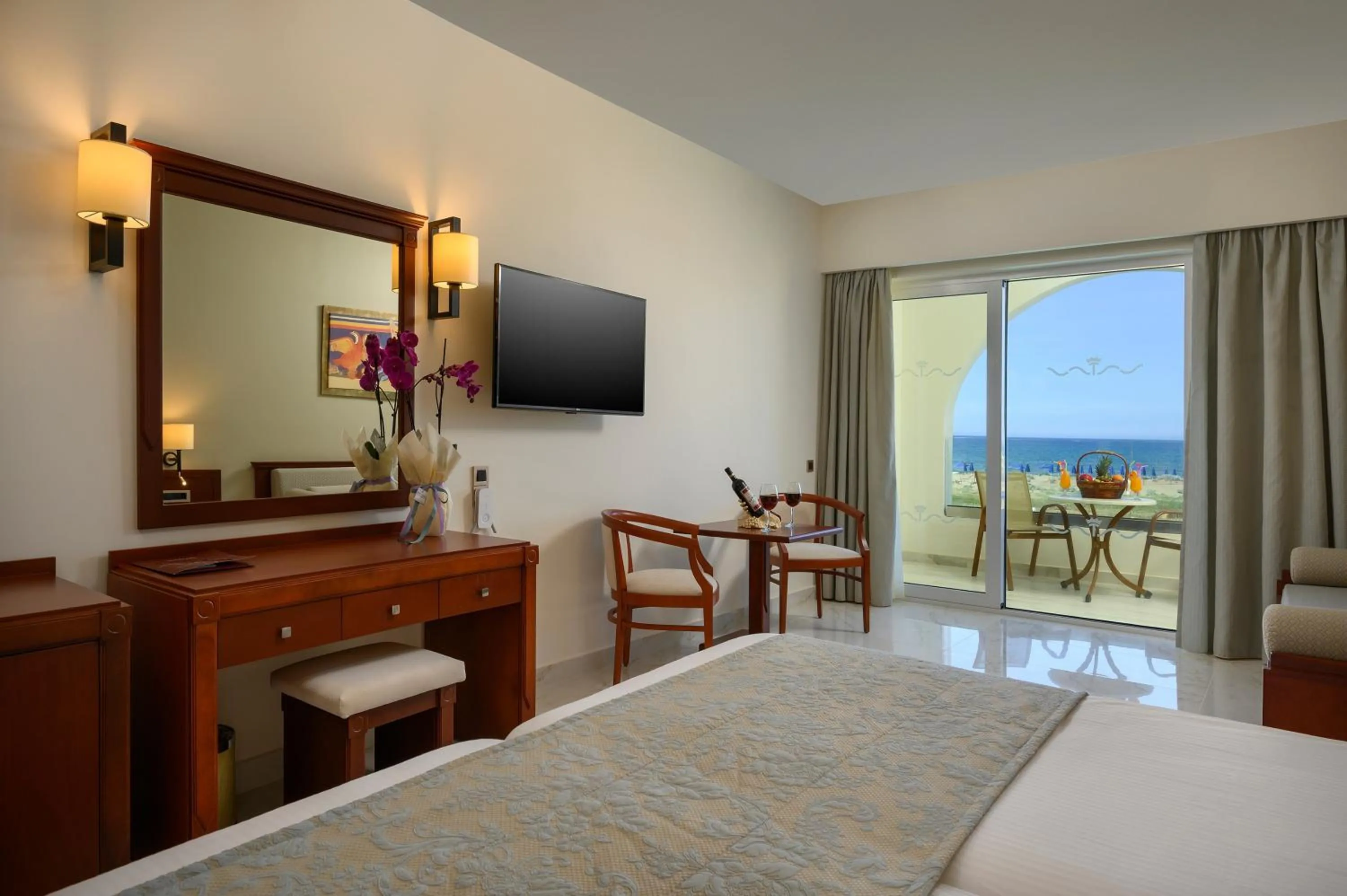 Twin Room with Sea View in Vantaris Palace