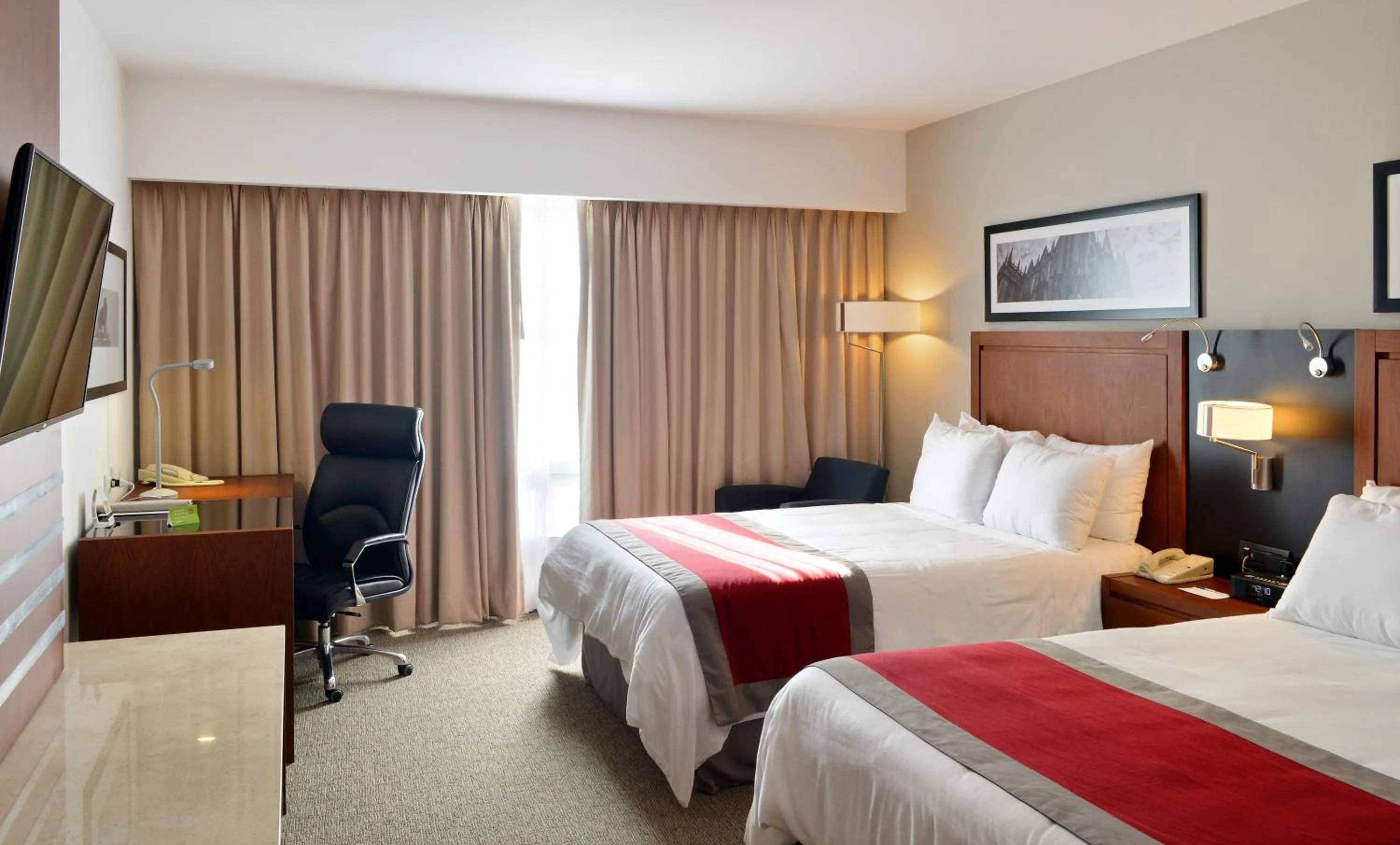 Business Double Room with Two Double Beds in Radisson Poliforum Plaza Hotel Leon
