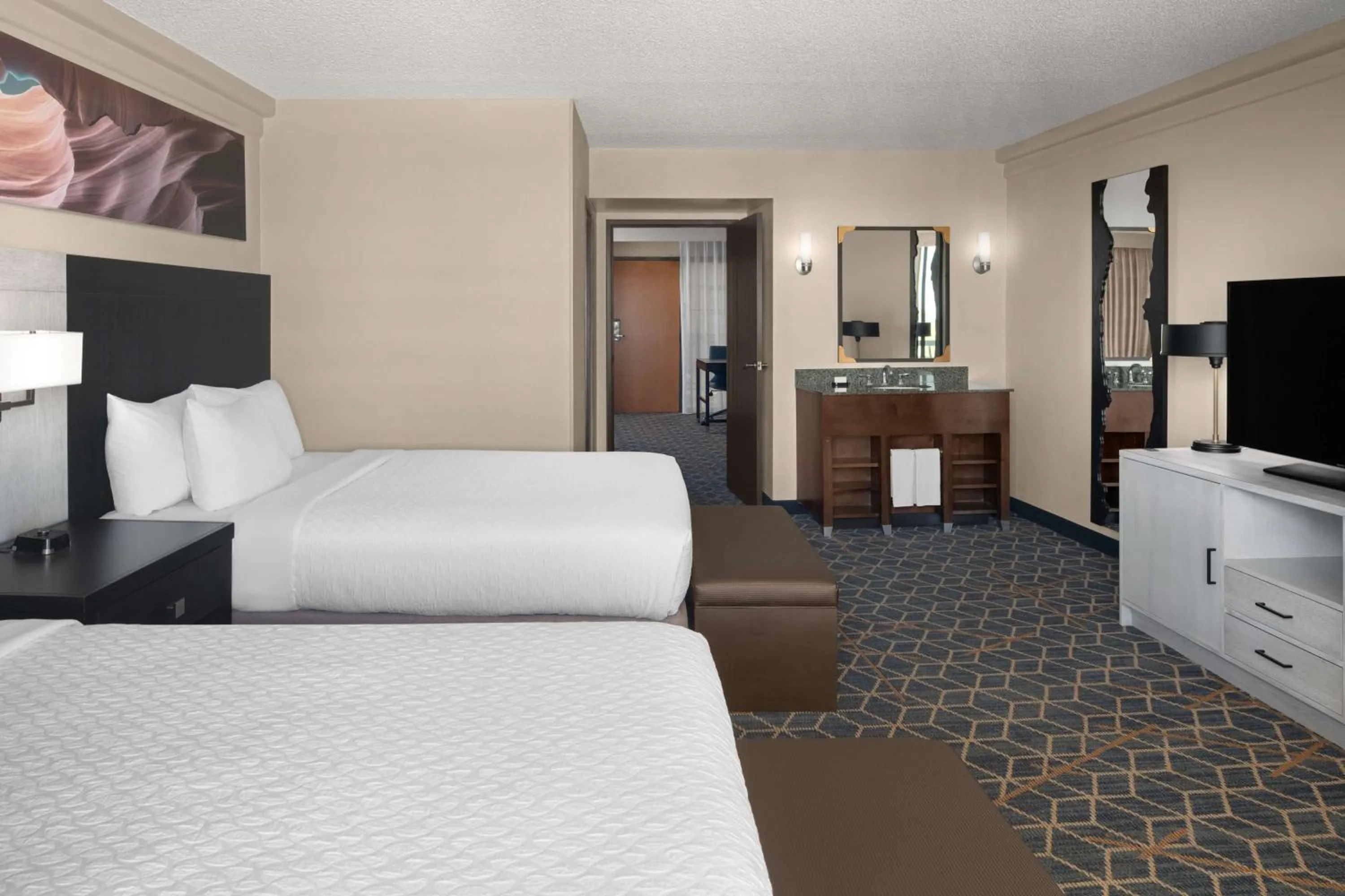 Two-Room Queen Suite with Pool View in Embassy Suites by Hilton Phoenix Biltmore