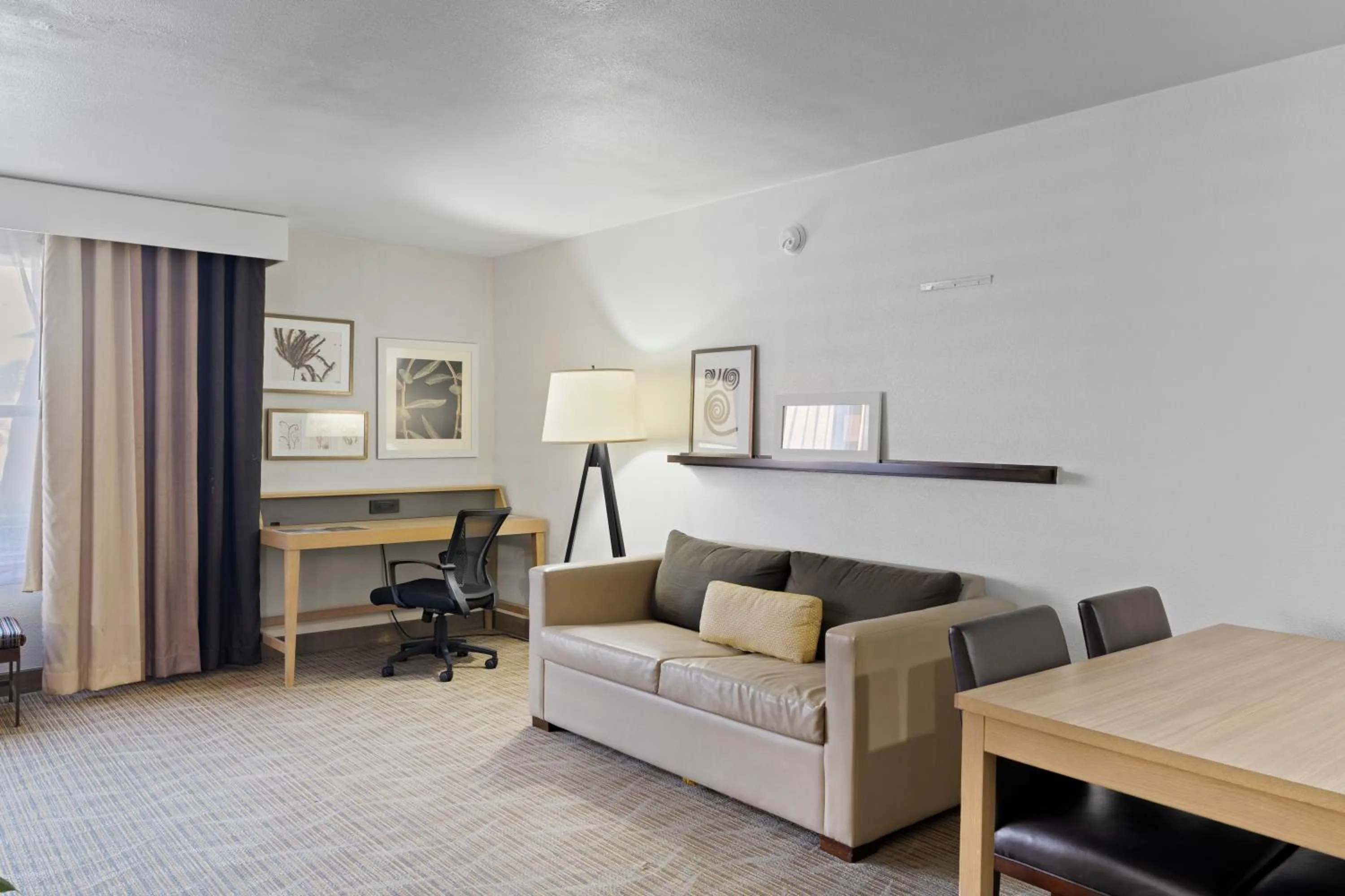 King Suite in GreenTree Inn & Suites Phoenix Sky Harbor