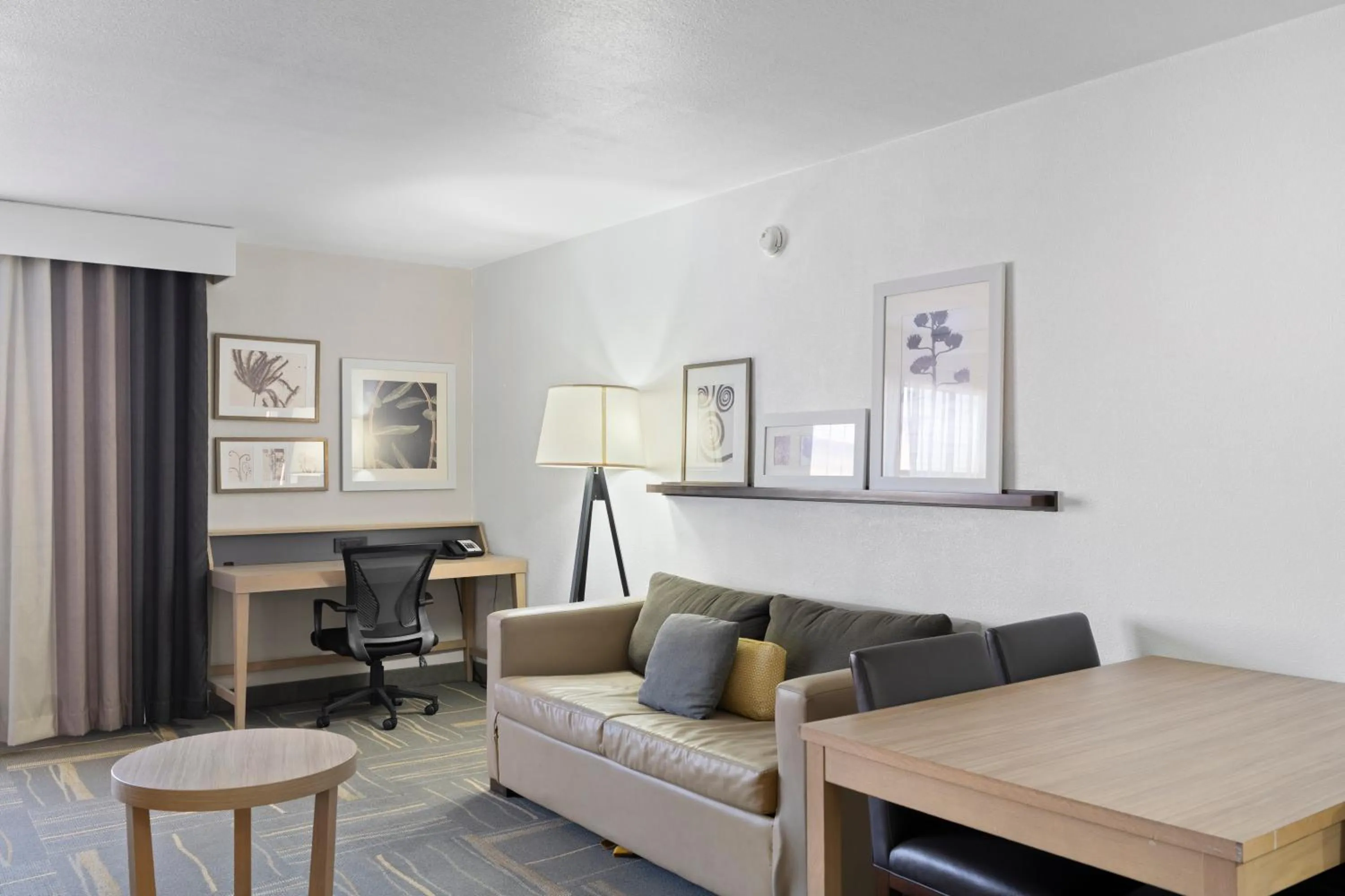 King Suite - Disability Access in GreenTree Inn & Suites Phoenix Sky Harbor