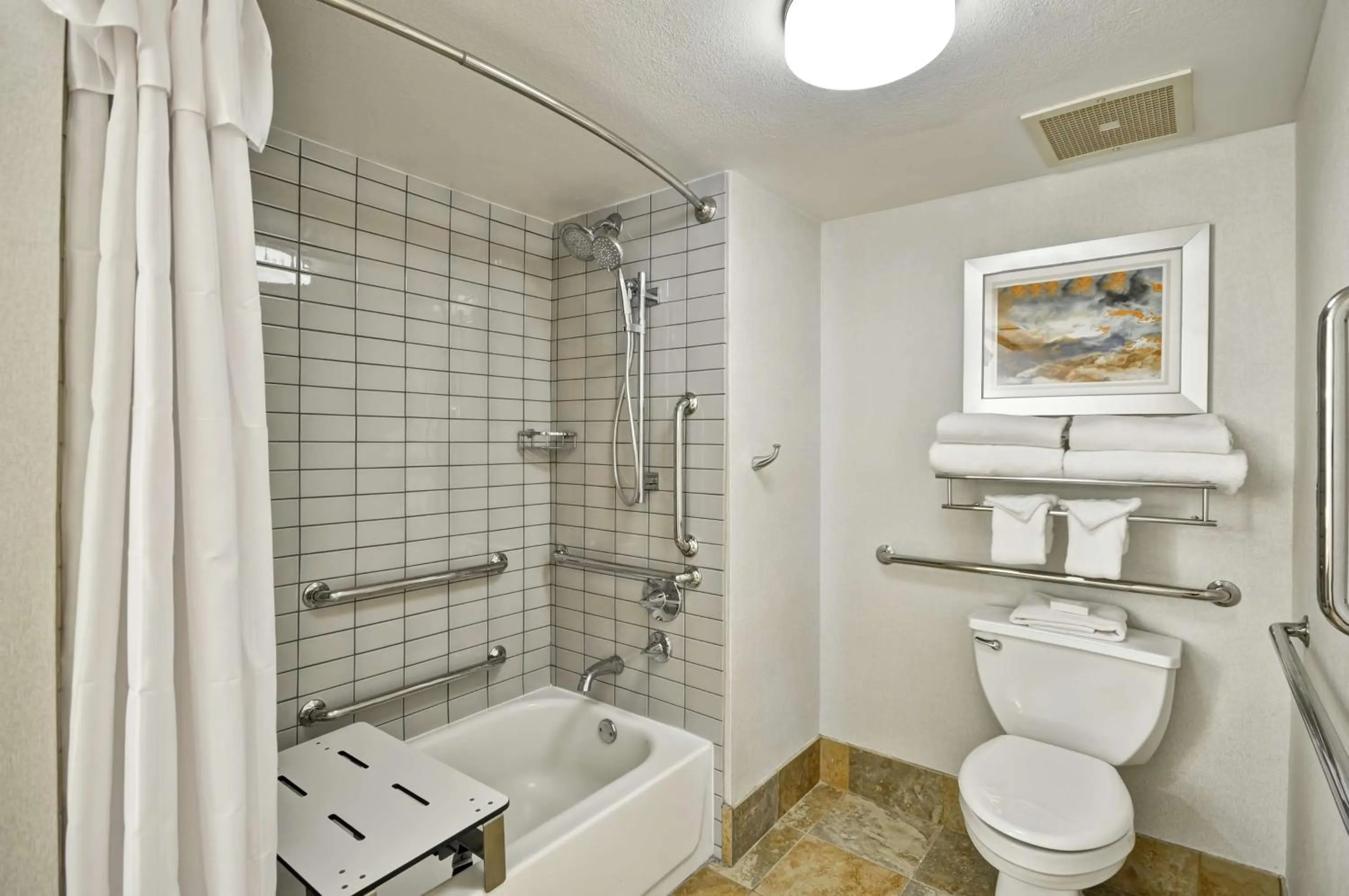 King Suite with Accessible Tub - Mobility and Hearing Access/Non-Smoking in Homewood Suites by Hilton Phoenix-Biltmore
