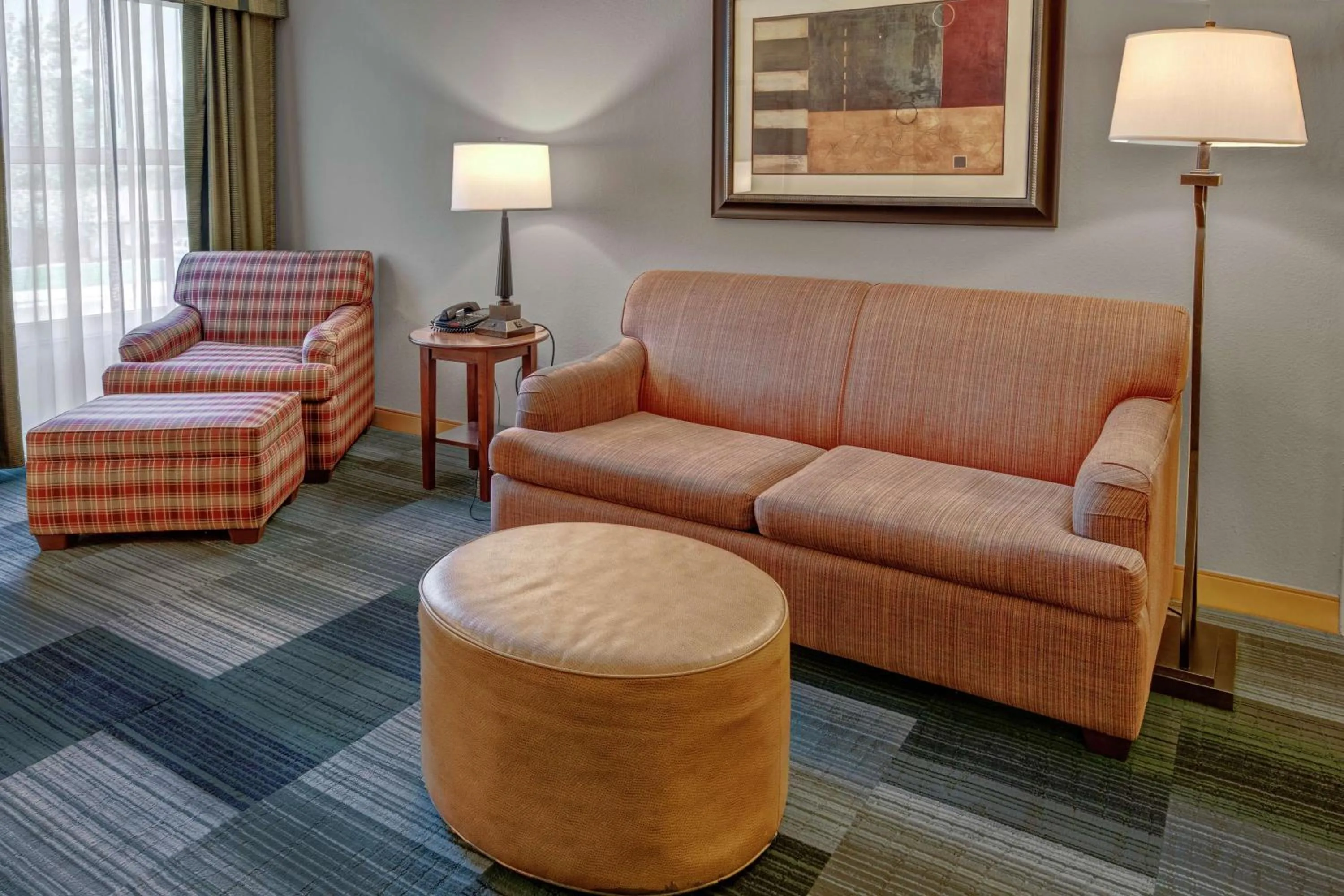 King Suite with Kitchen - Non-Smoking in Hampton Inn & Suites Pigeon Forge On The Parkway