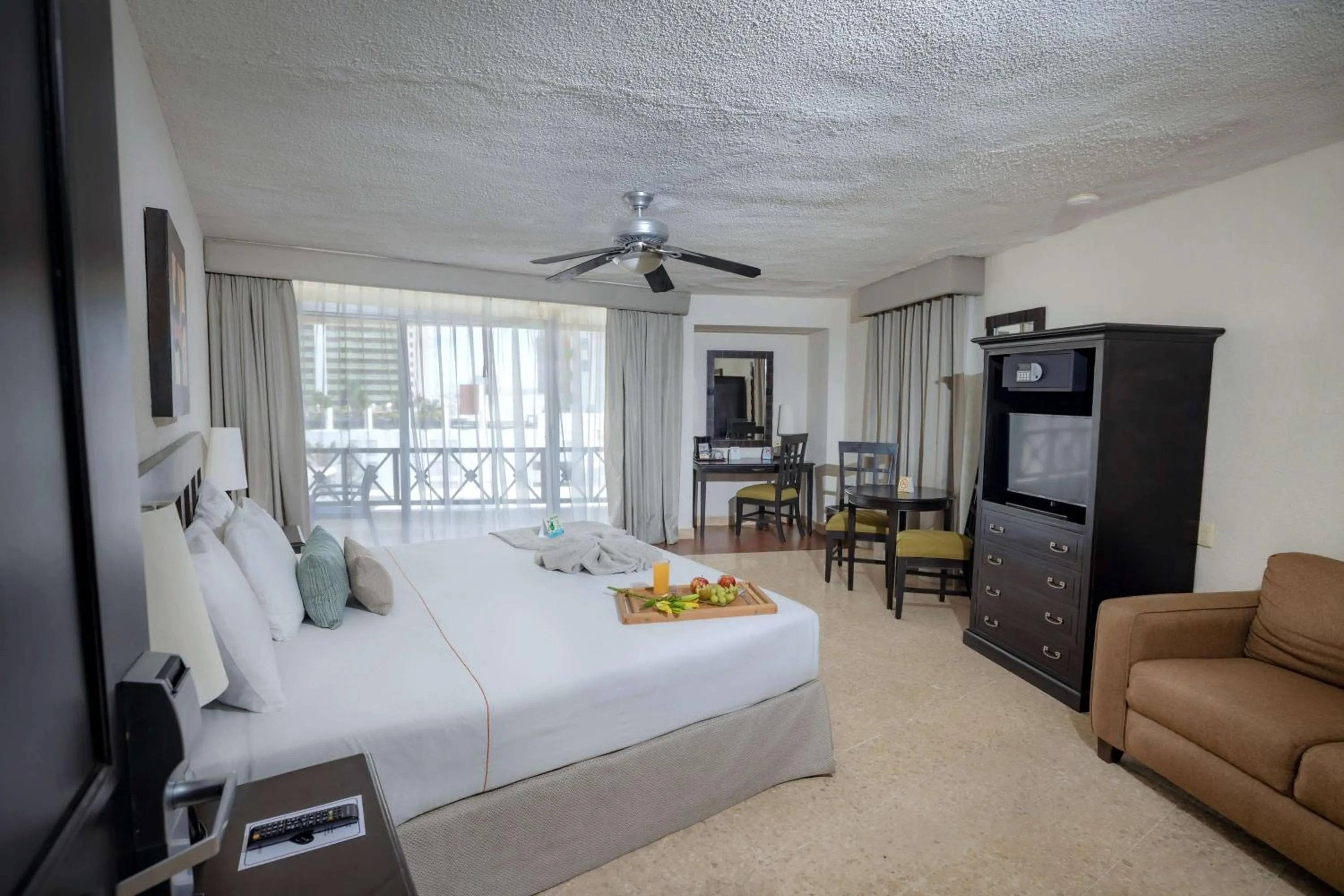 King Room - Non-Smoking in Best Western Hotel Posada Freeman Zona Dorada