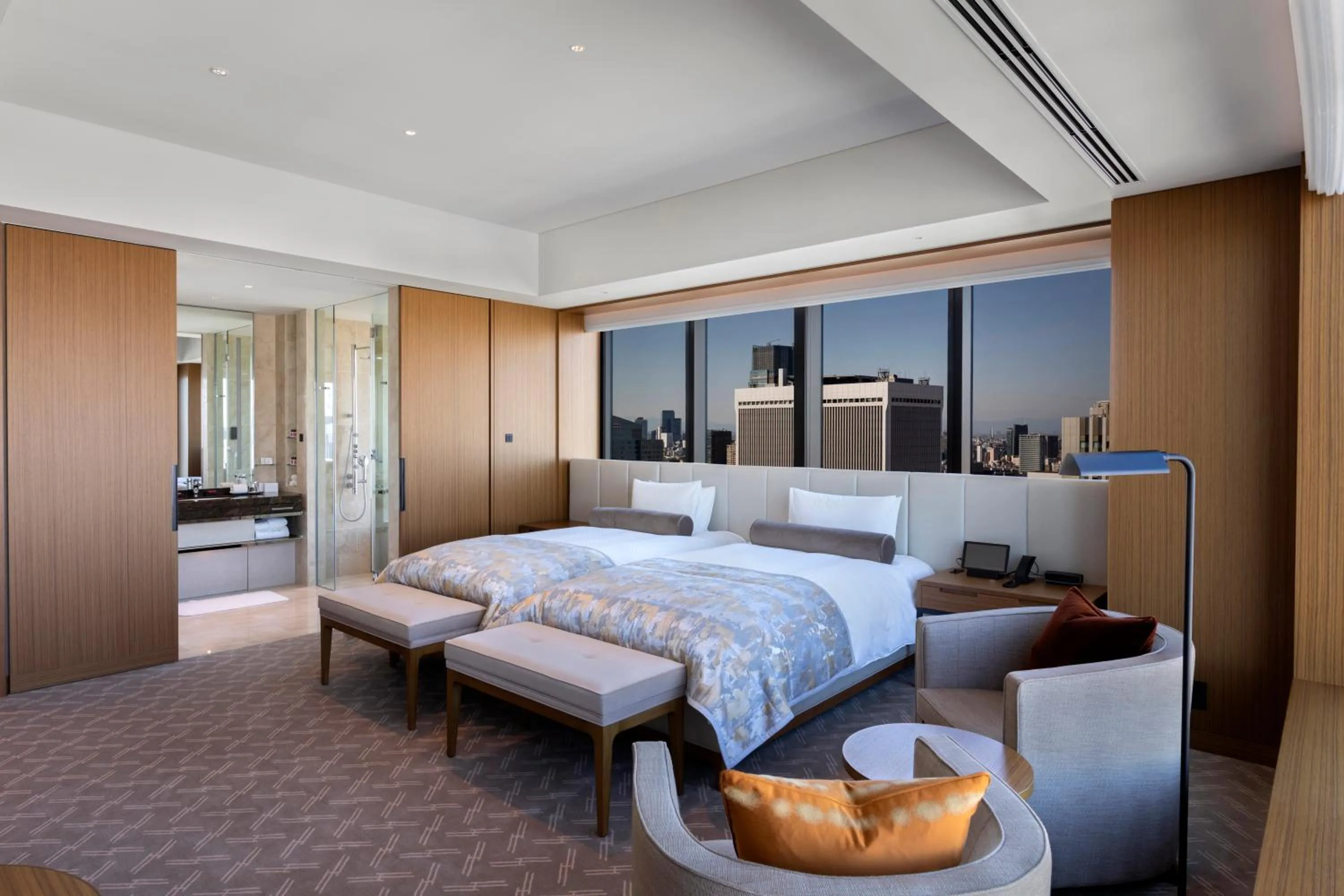 [Prestige] Corner Twin Room in The Okura Tokyo