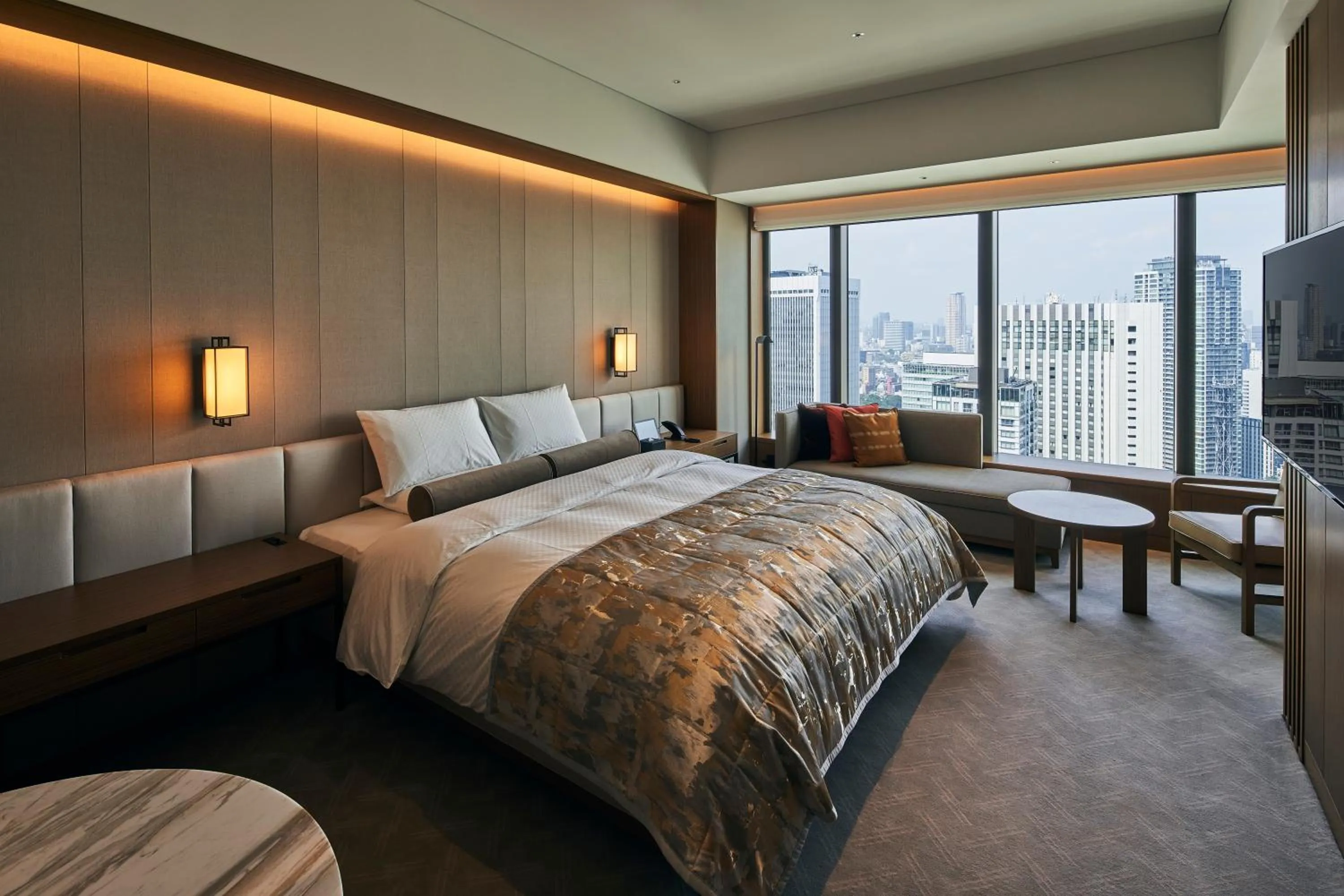 [Prestige] King Room with View Bath in The Okura Tokyo