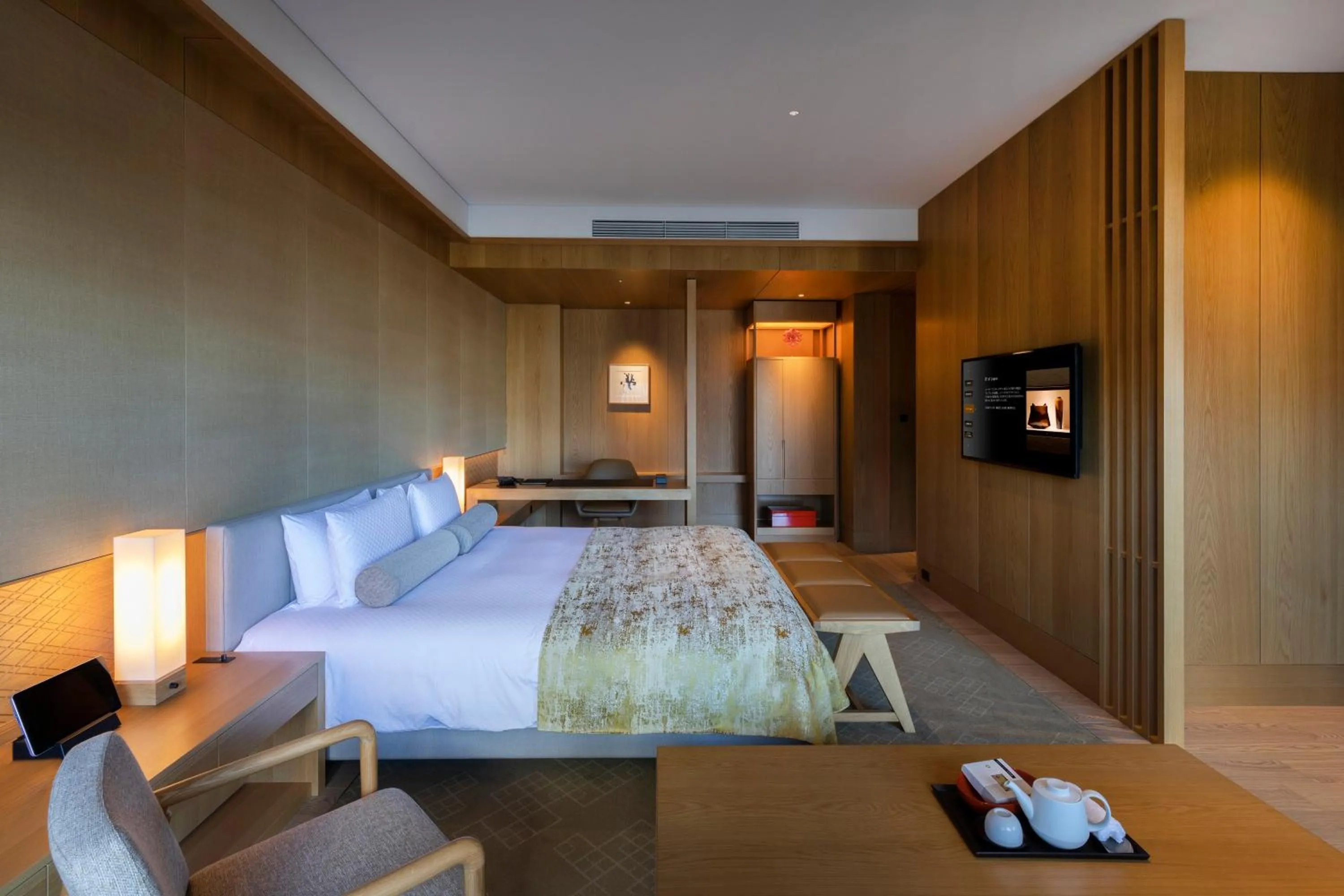 [Heritage] Double Junior Suite with View Bath and Balcony - Club Lounge Access in The Okura Tokyo
