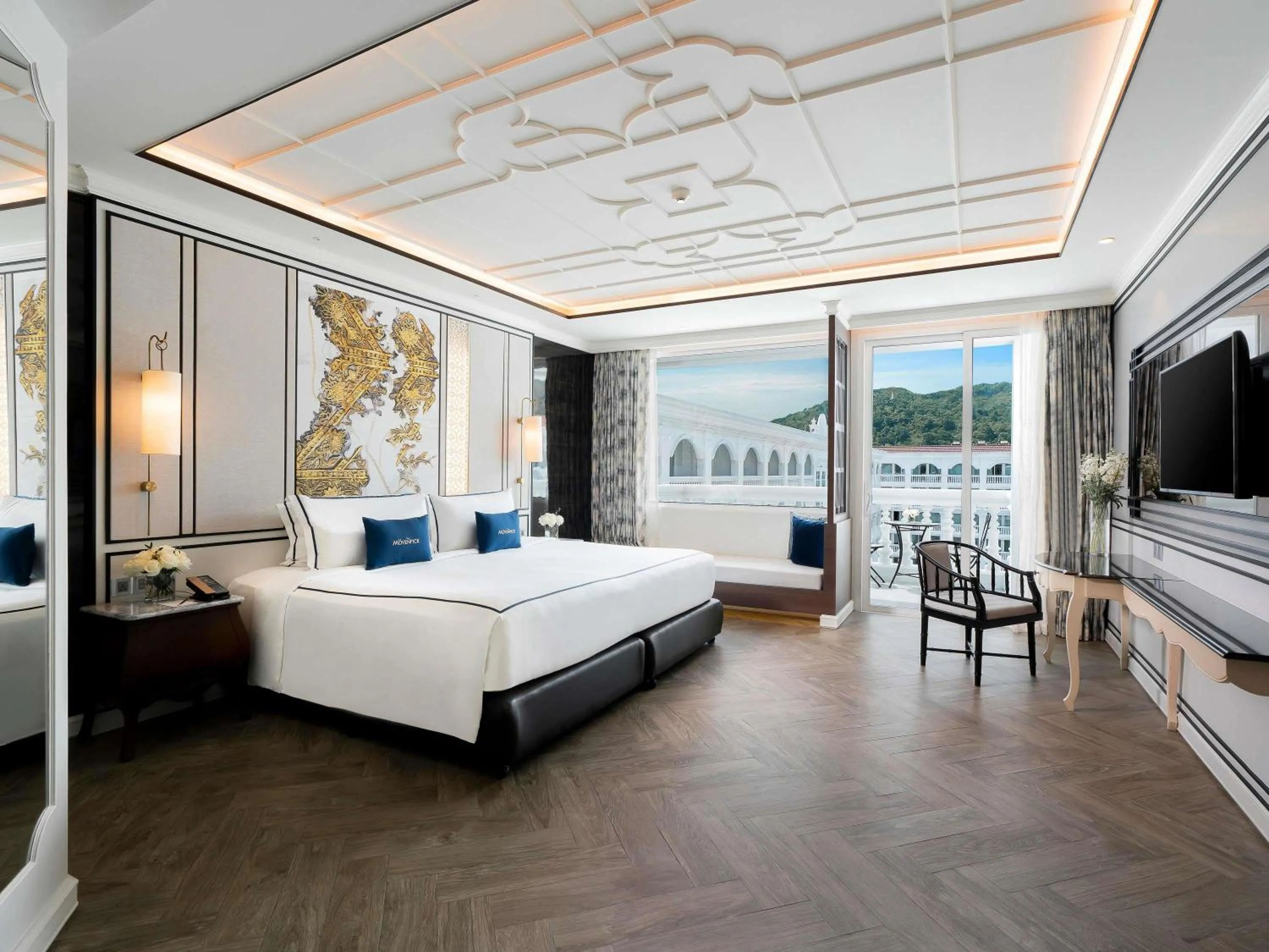 Deluxe King Room with Pool View in Mövenpick Myth Hotel Patong Phuket
