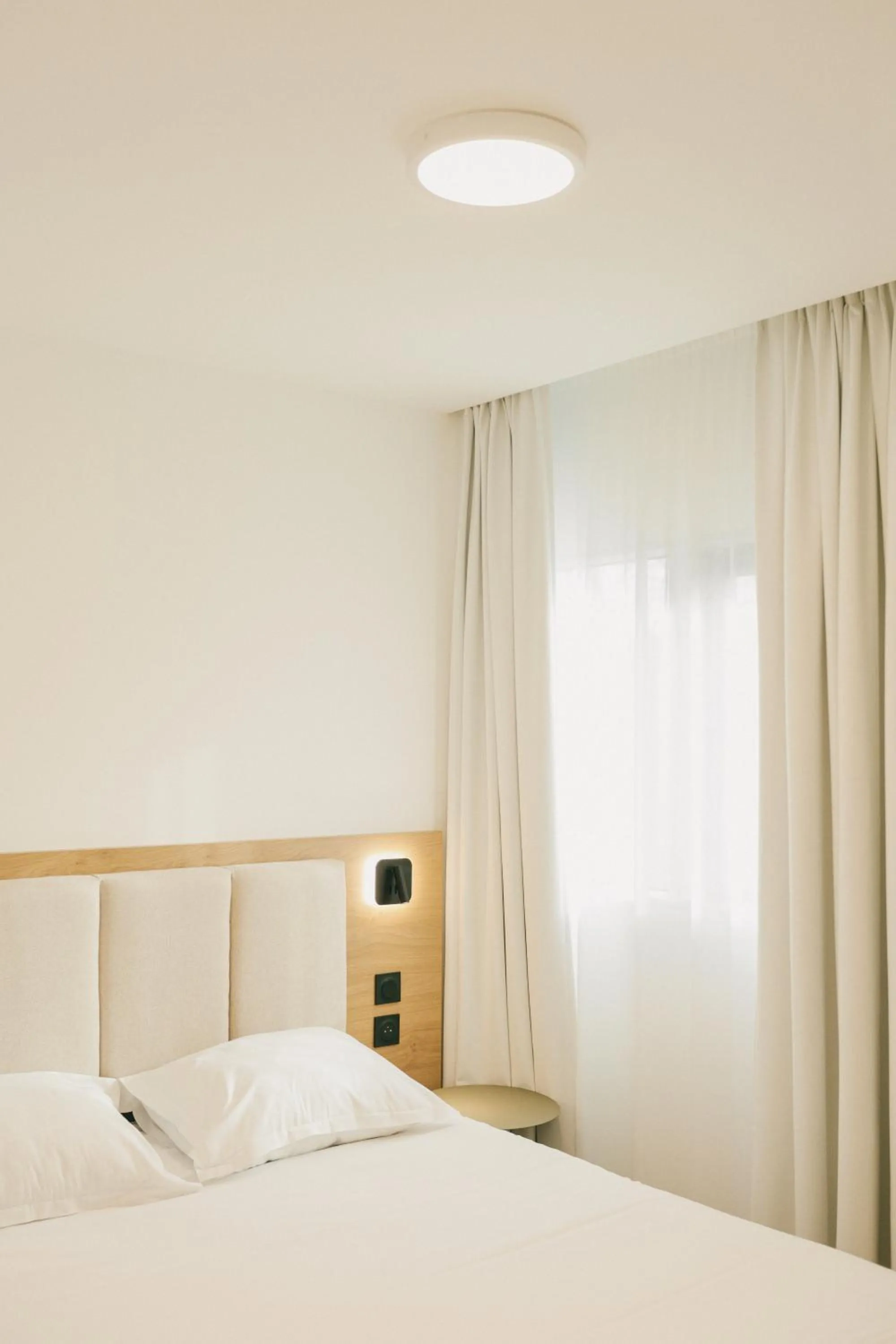 Two-Bedroom Deluxe Apartment in Miranove