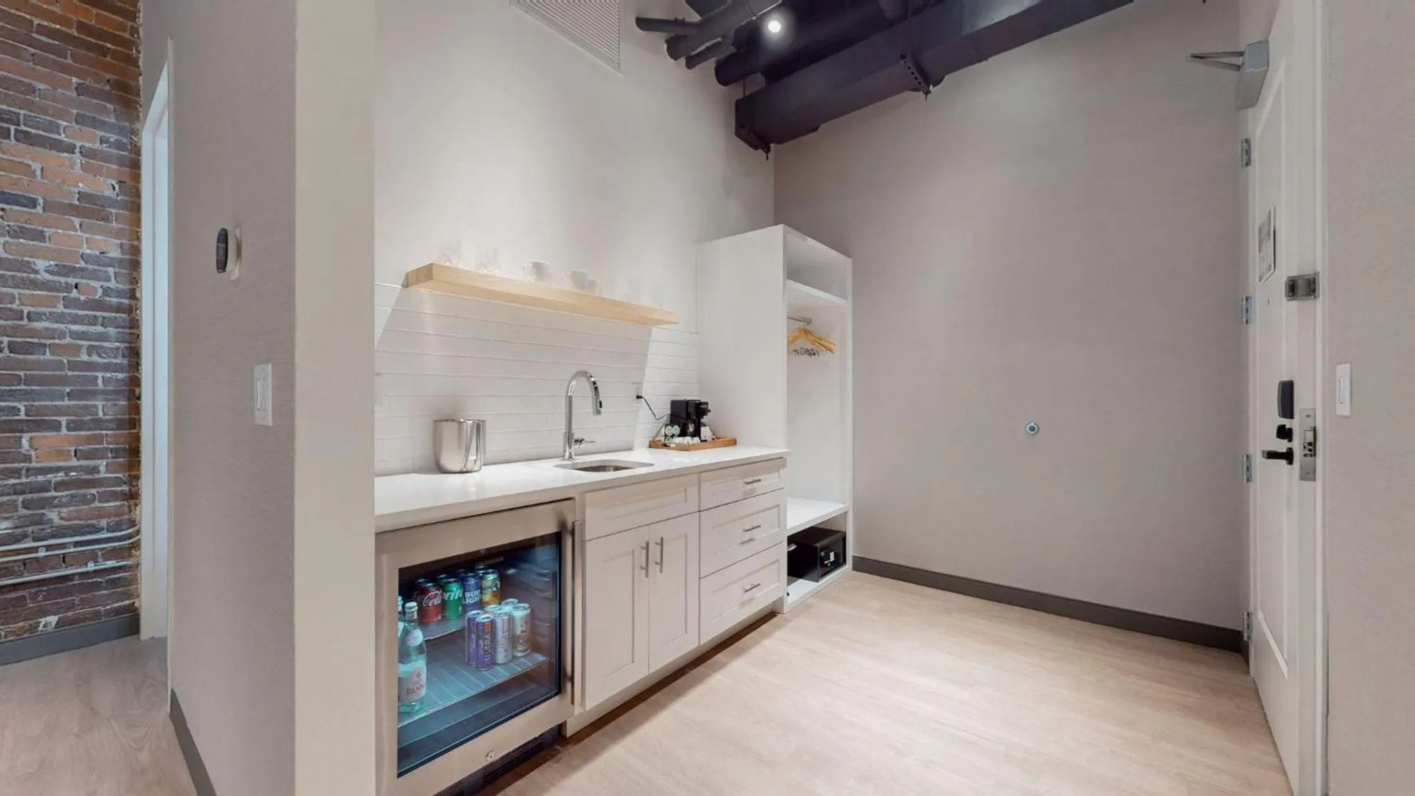 Deluxe Double Room in Studio 154 Hotel