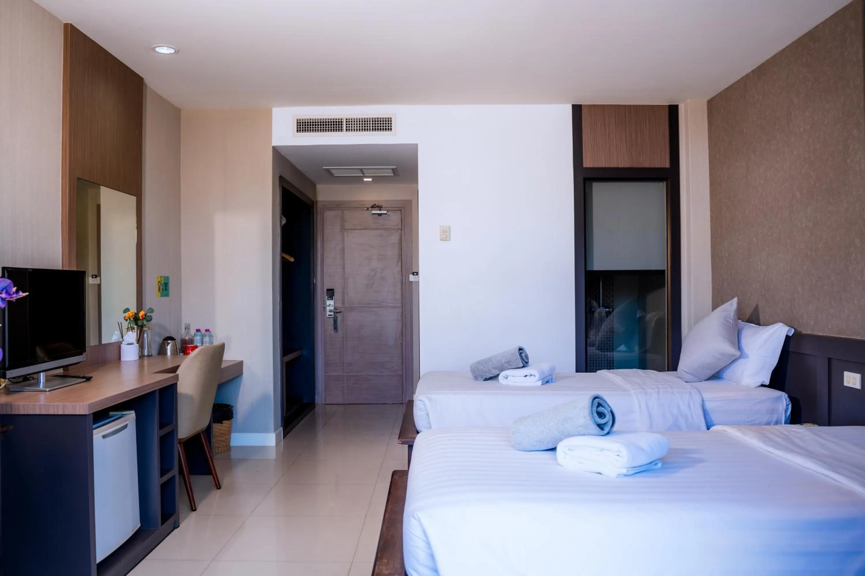 Superior Double or Twin Room with Sea View in Casa Del M Patong Phuket - Newly Renovated