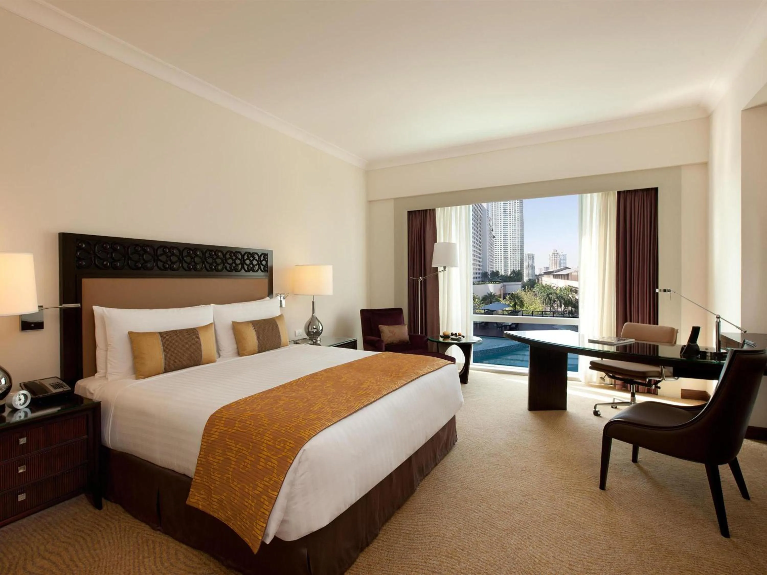 Deluxe King Room - Pool View in Fairmont Makati