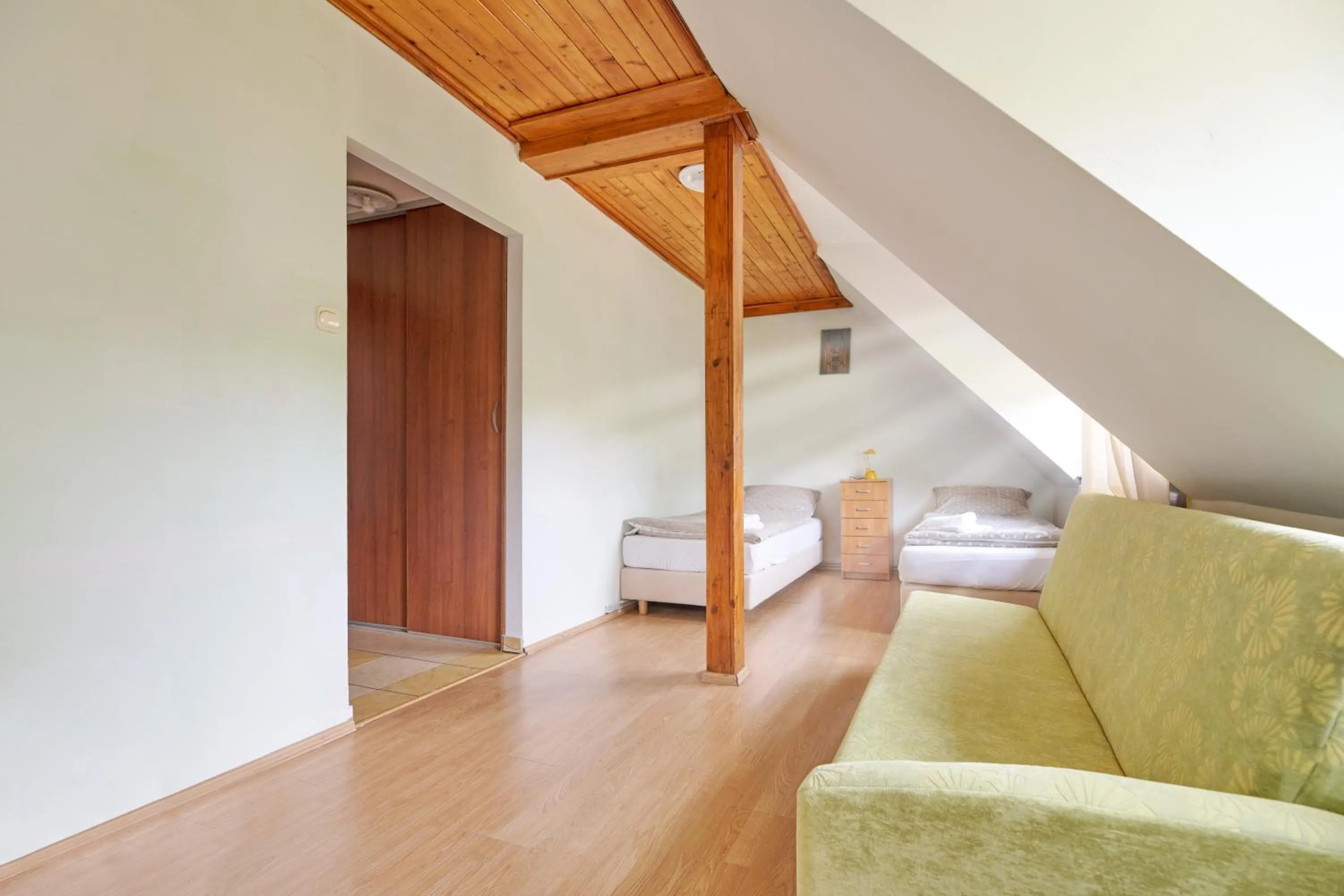 Standard Double or Twin Room in Park Inn Resort przy jeziorze - sauna i duży parking - pieski mile widziane