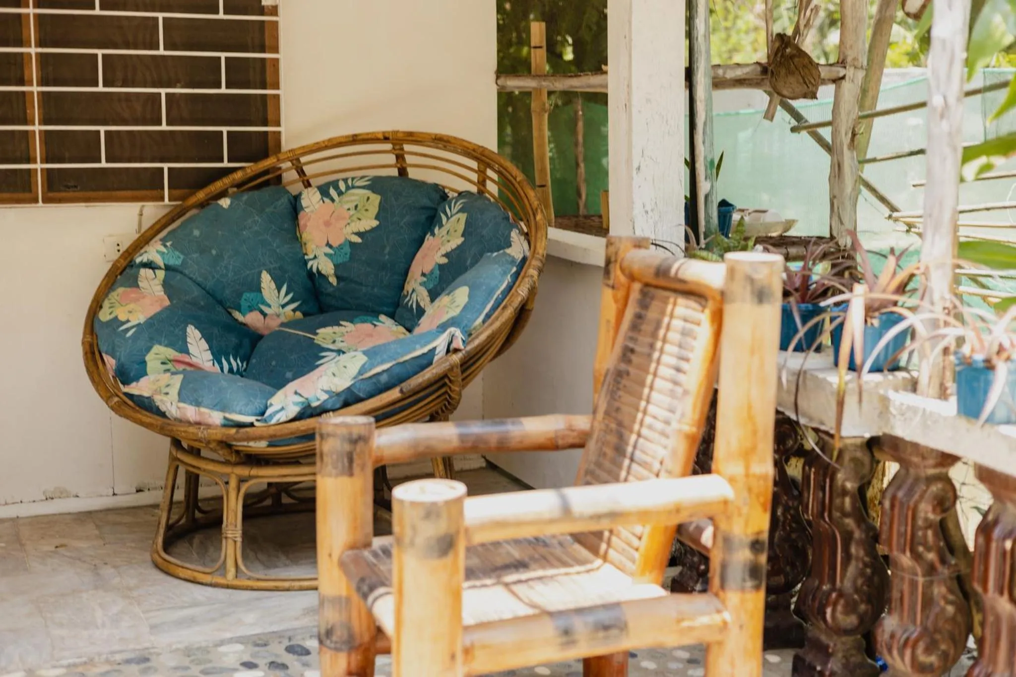 Two-Bedroom House in Puerto Galera Hostel