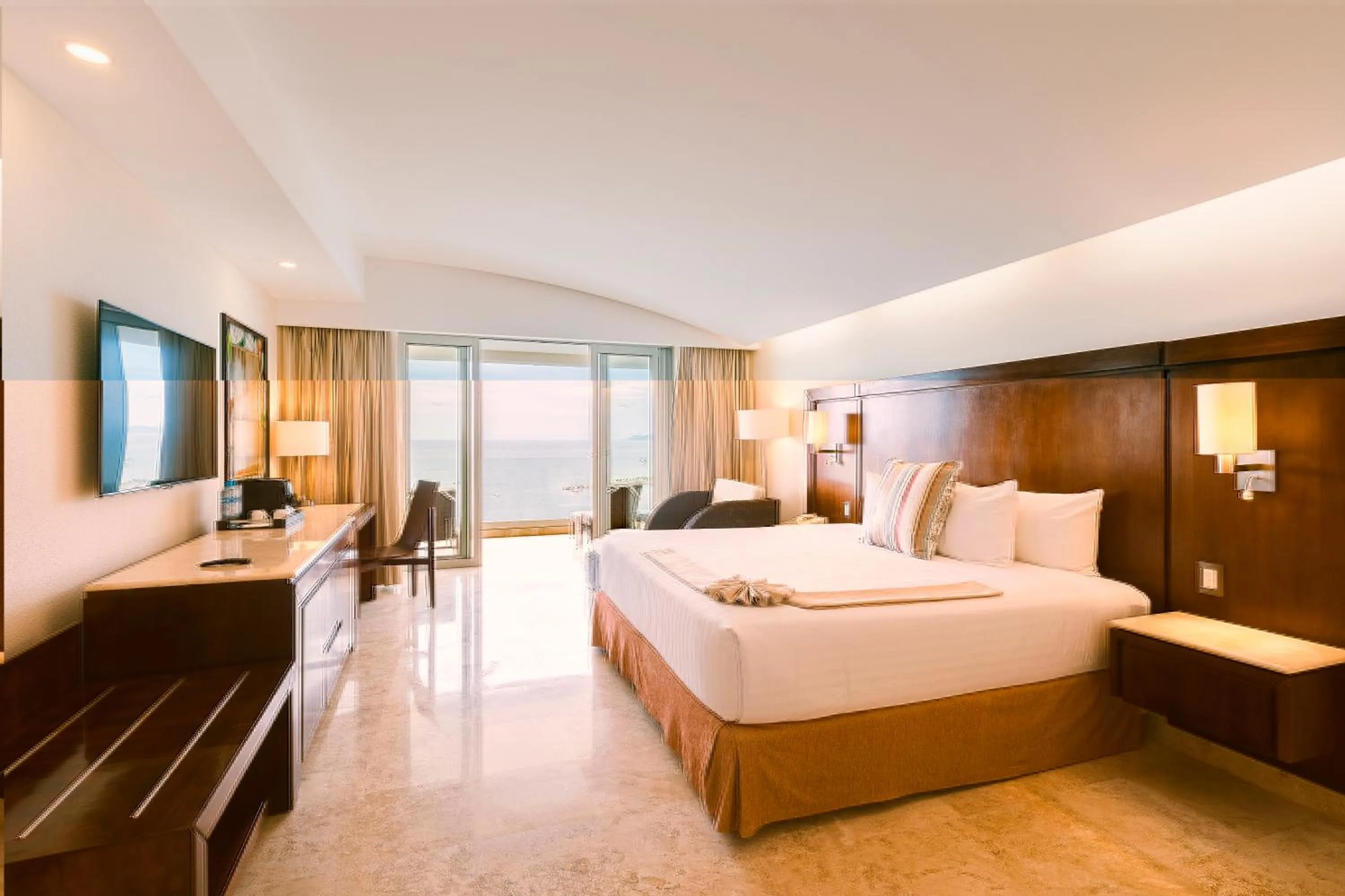 Master Suite in Azul Ixtapa Grand All Inclusive Suites - Spa & Convention Center