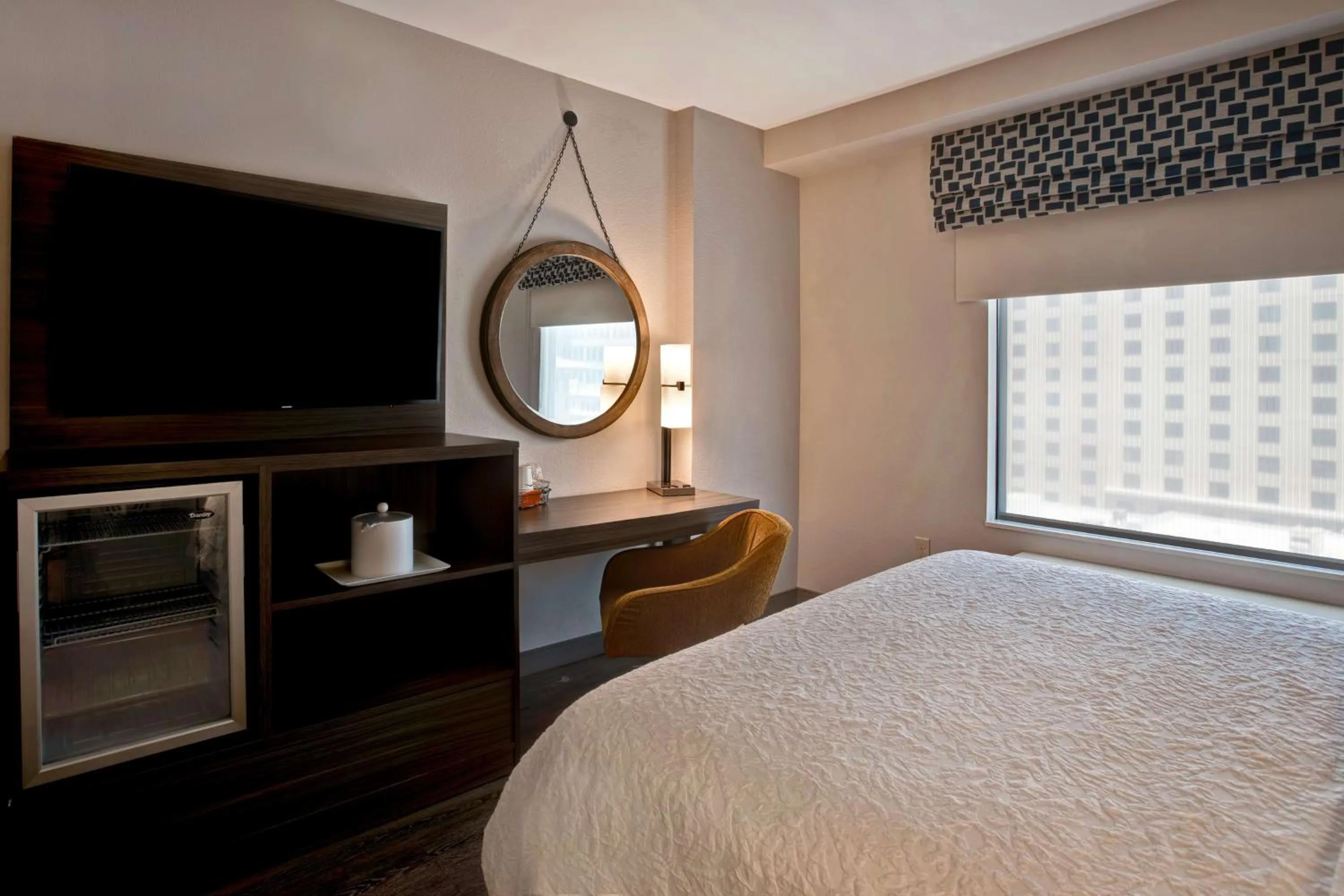 Queen Room with Two Queen Beds - Hearing Access in Hampton Inn & Suites on the San Antonio Riverwalk