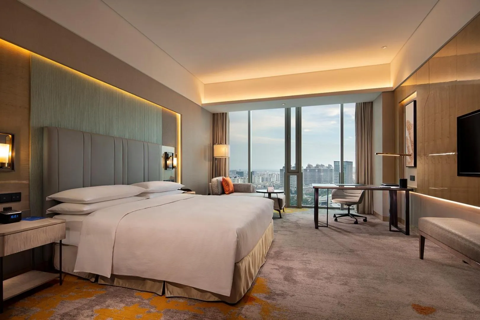 Executive King Room in Hilton Taizhou