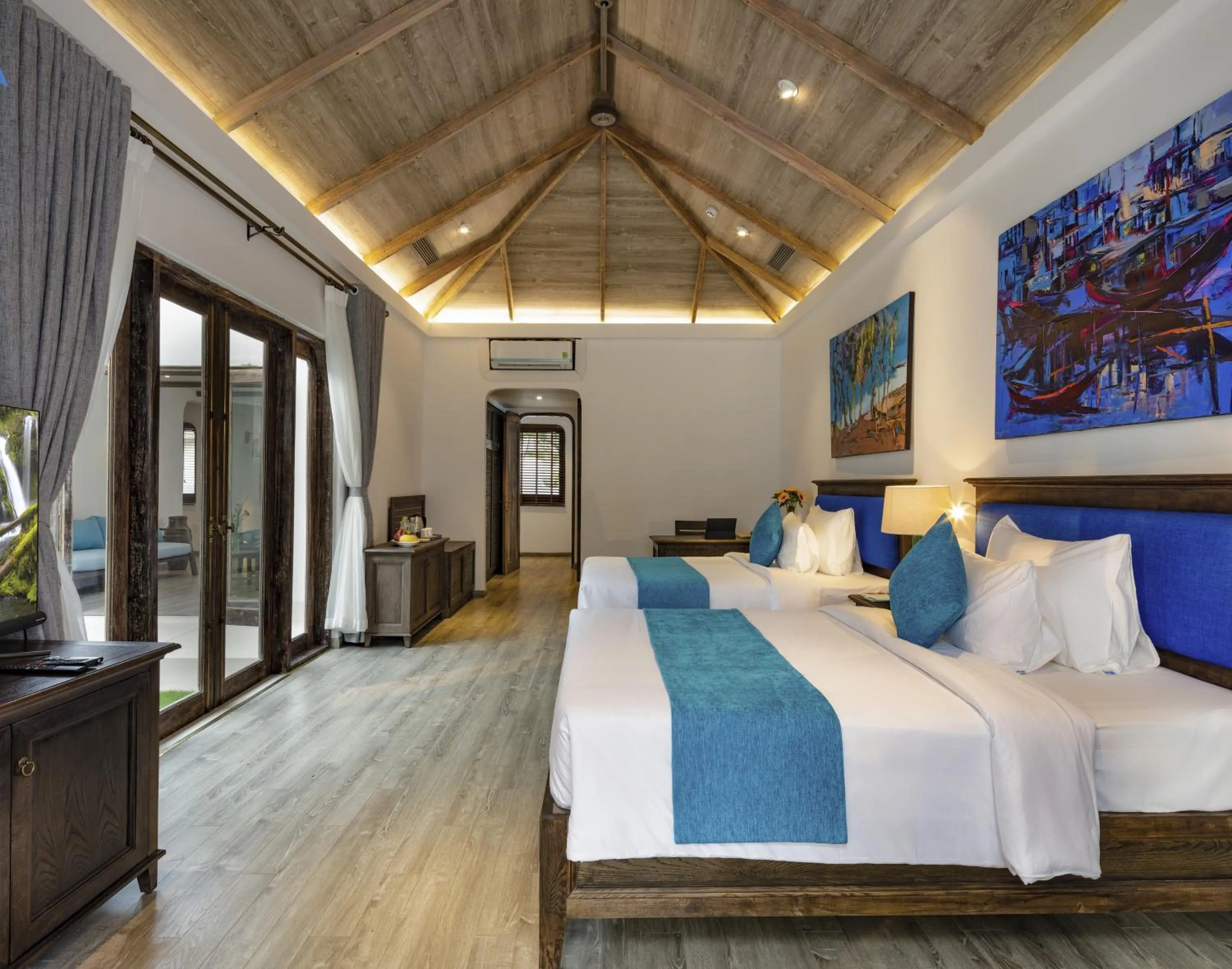 Two-Bedroom Villa with Garden View in Stelia Beach Resort