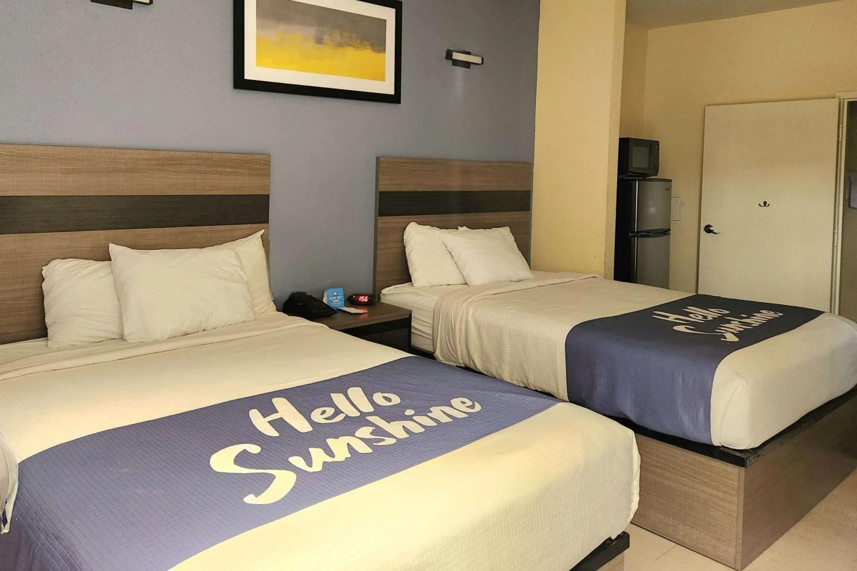 Queen Room with Two Queen Beds - Non-Smoking in Days Inn by Wyndham Freeport