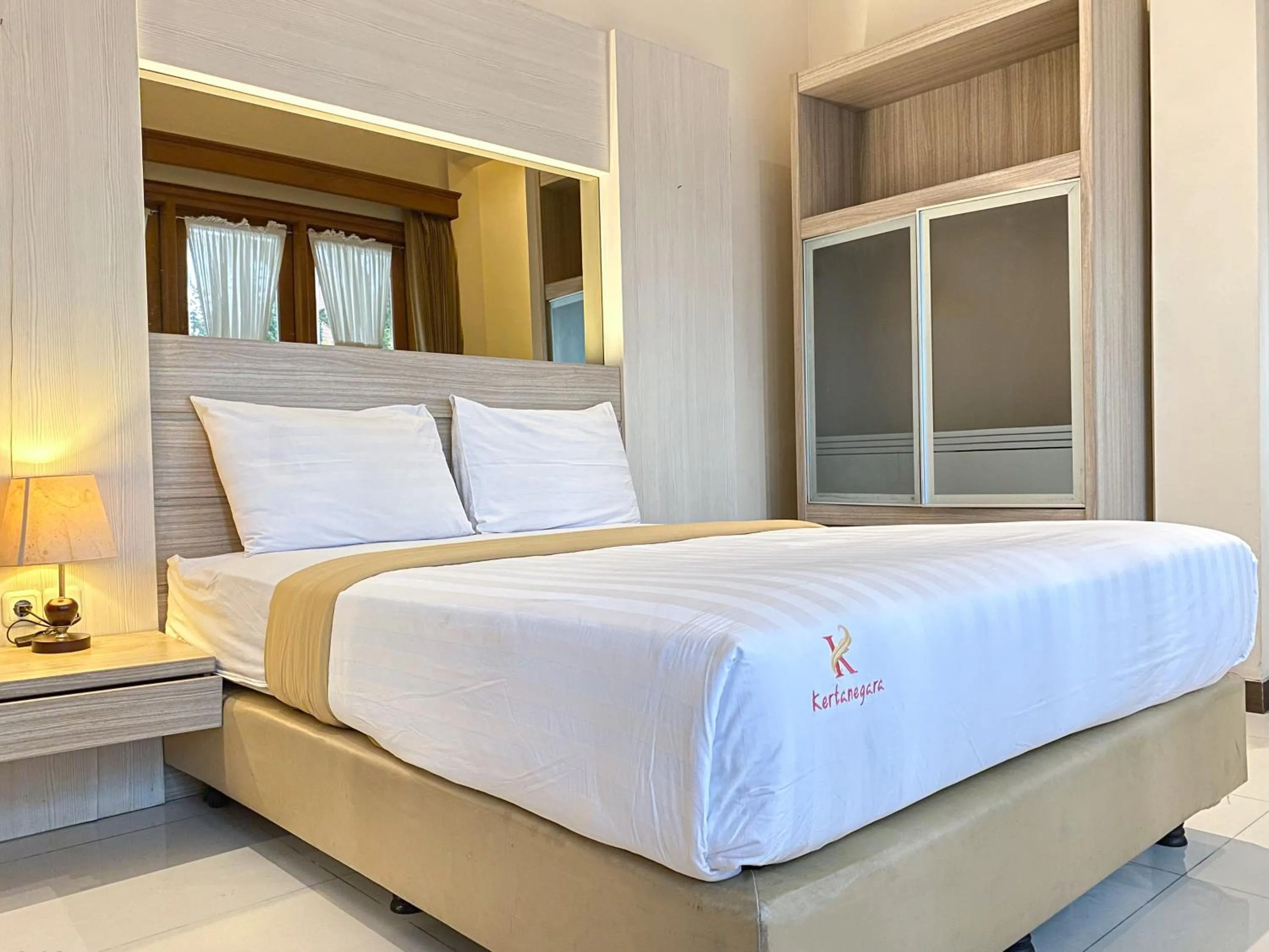 Standard Double Room in Kertanegara Premium Guest House