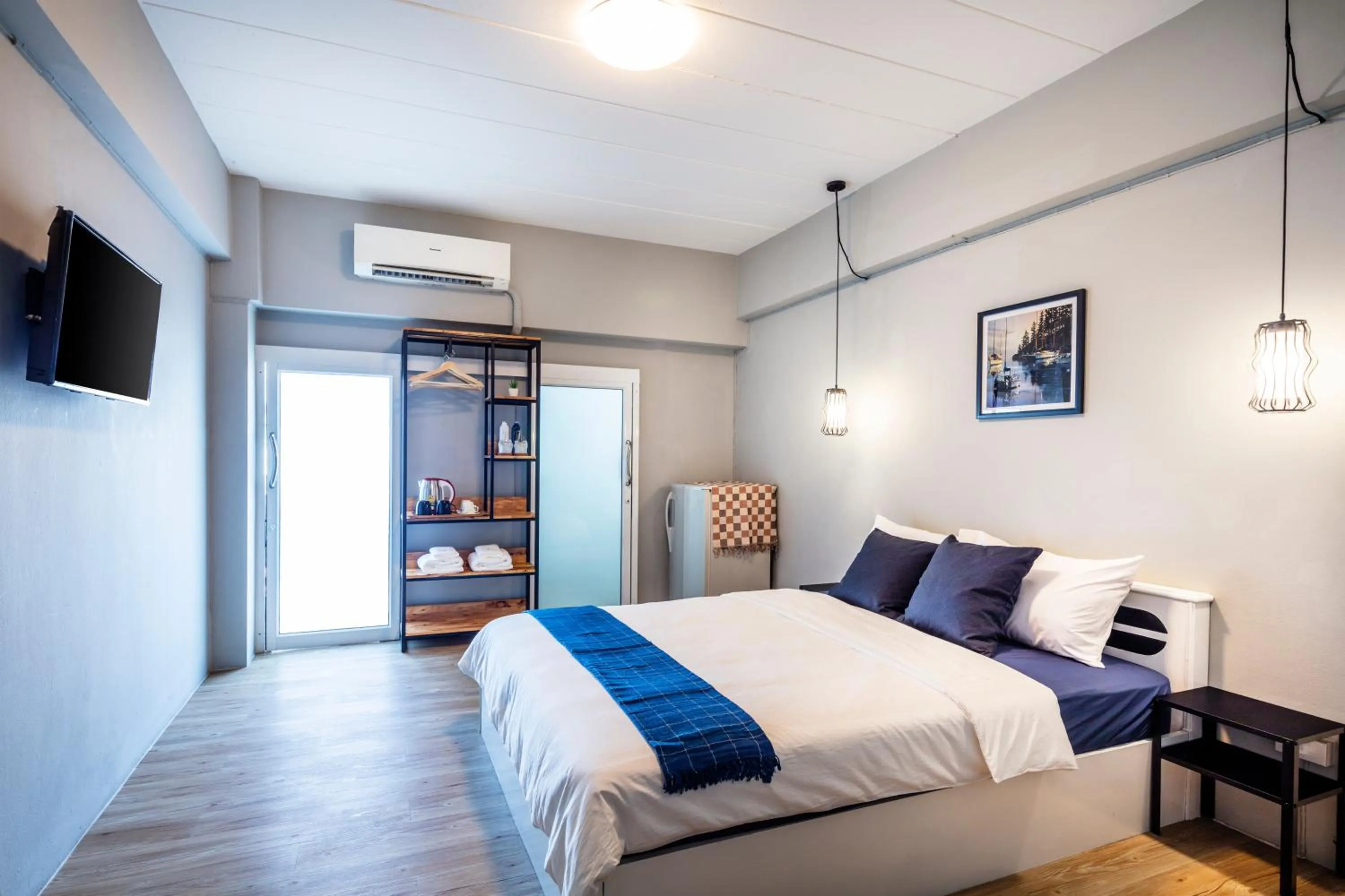 Standard  Room in Penyos Service Apartment