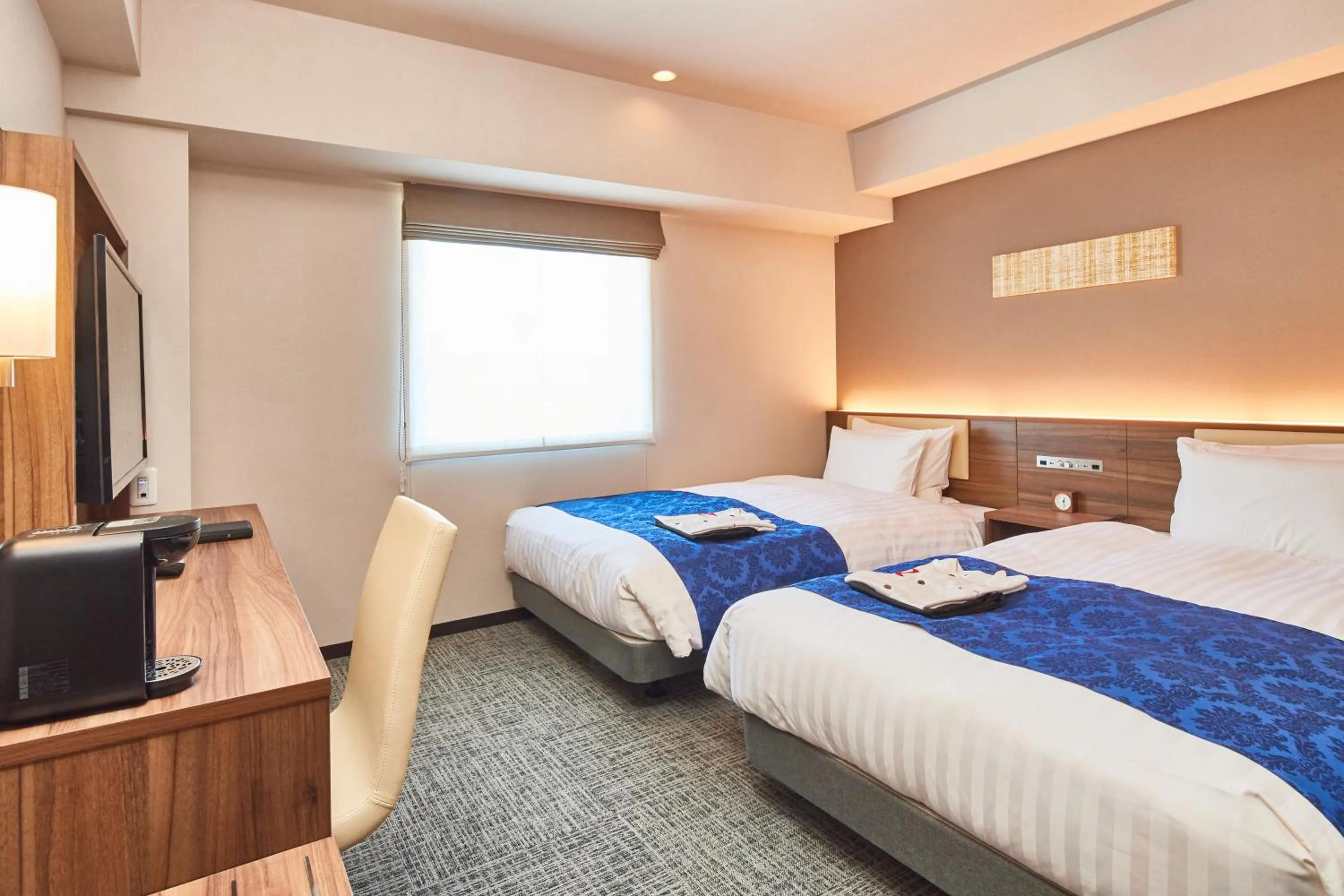 Twin Room - Non-Smoking in &and COMFY HOTEL Kumamoto Jo View