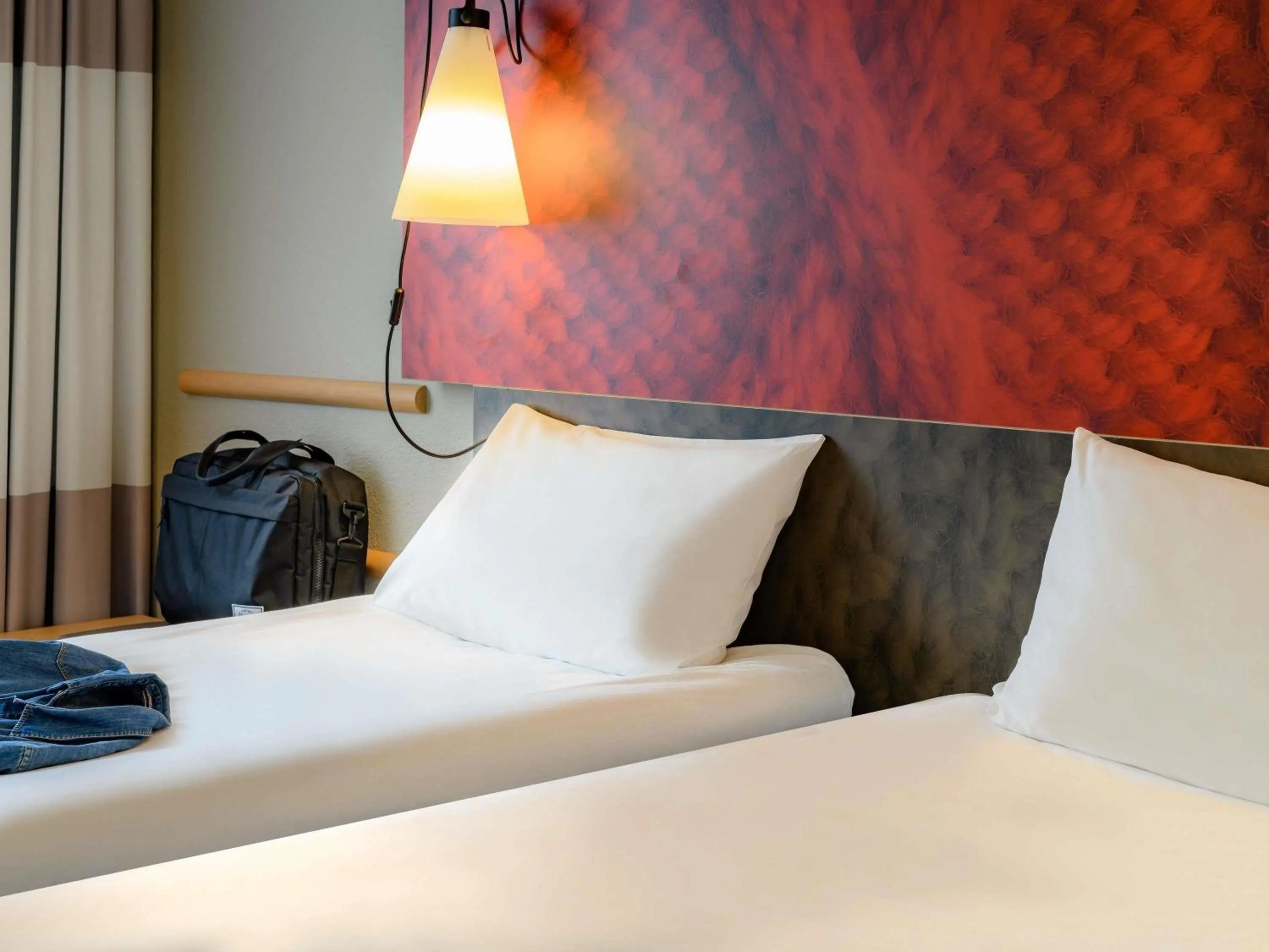 Standard Twin Room in ibis Mainz City