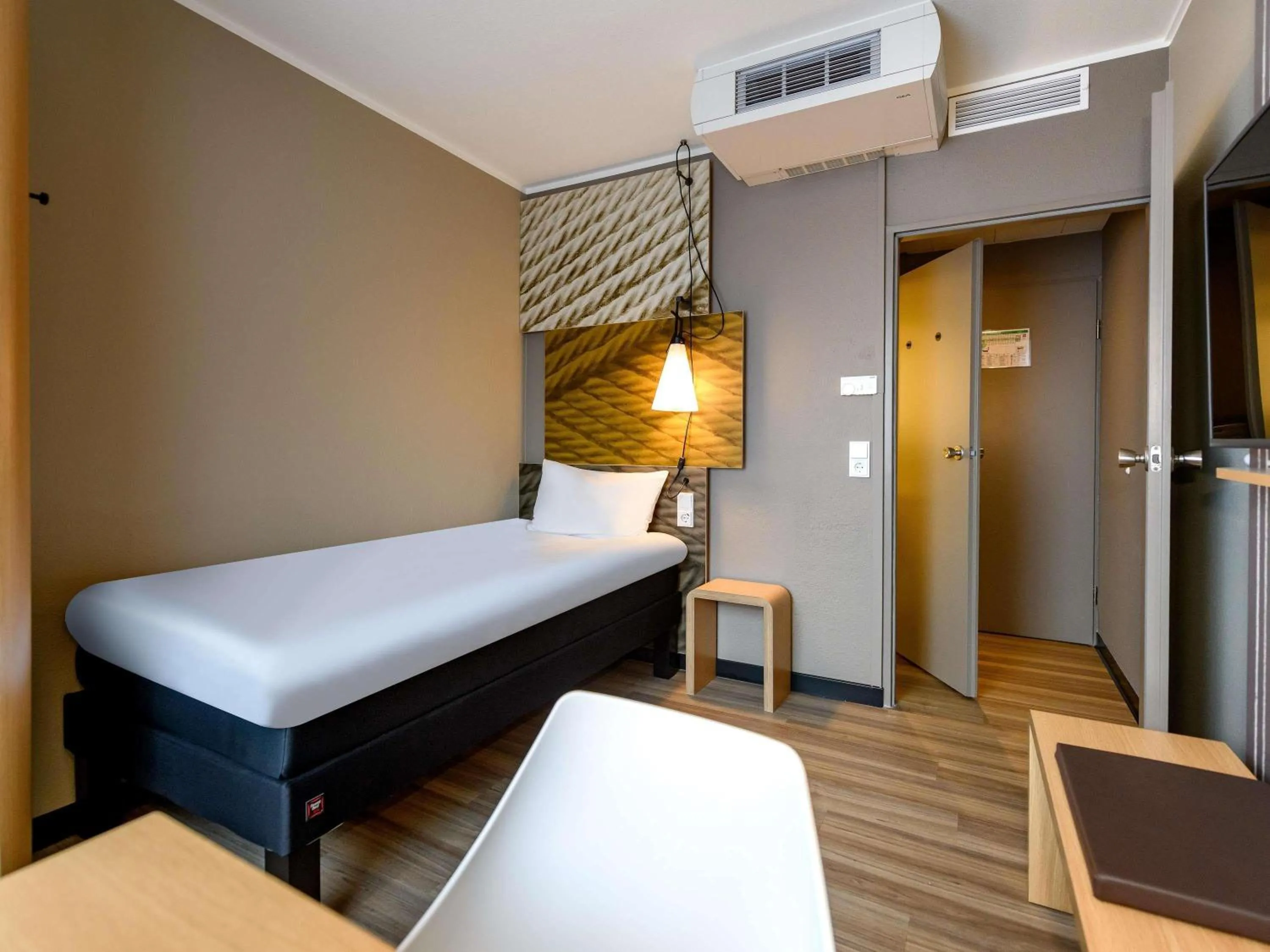 Standard Room with 1 Single Bed in ibis Mainz City