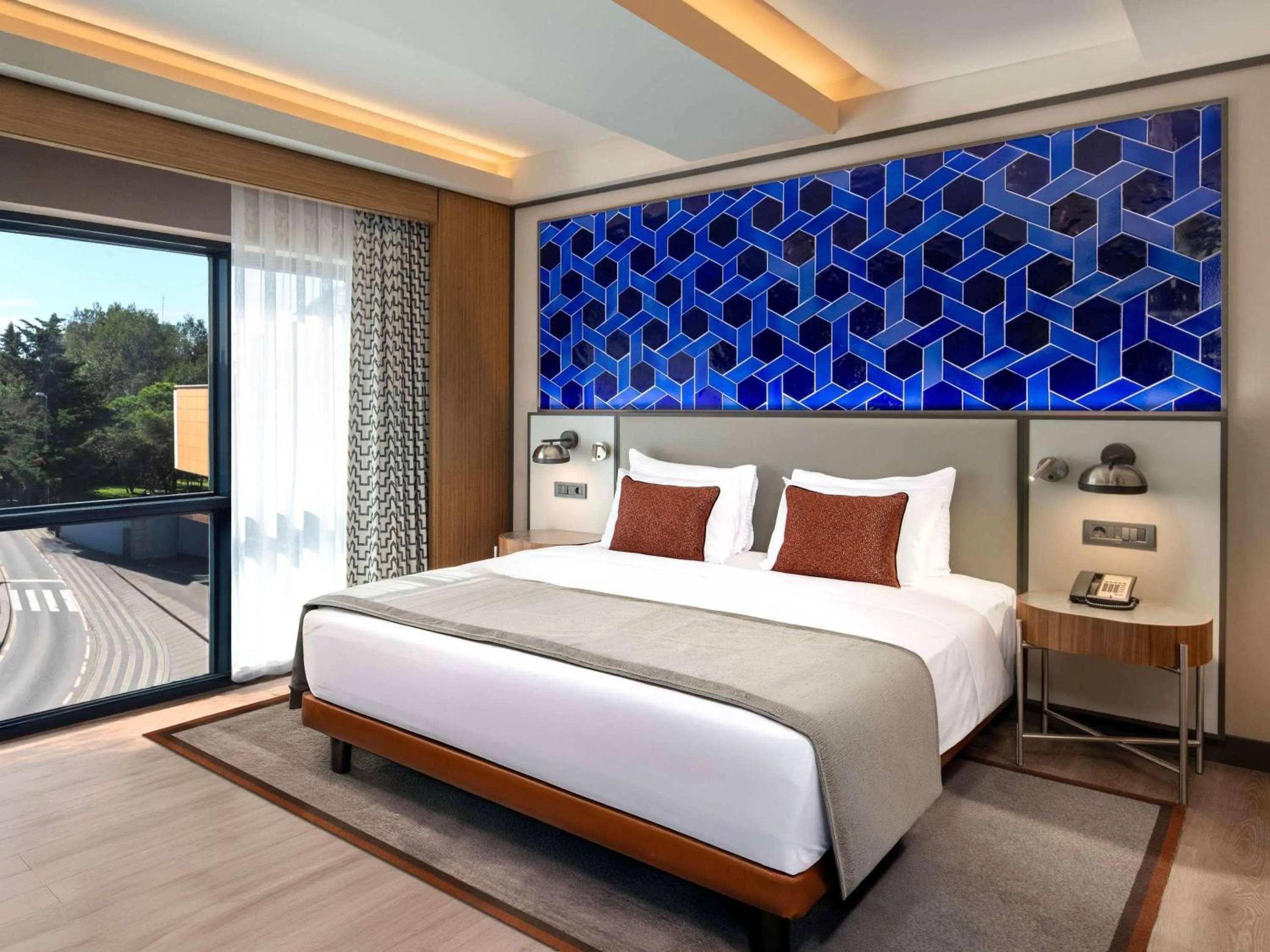 Junior Suite with One Double Bed And Sofa in Mercure Istanbul Altunizade