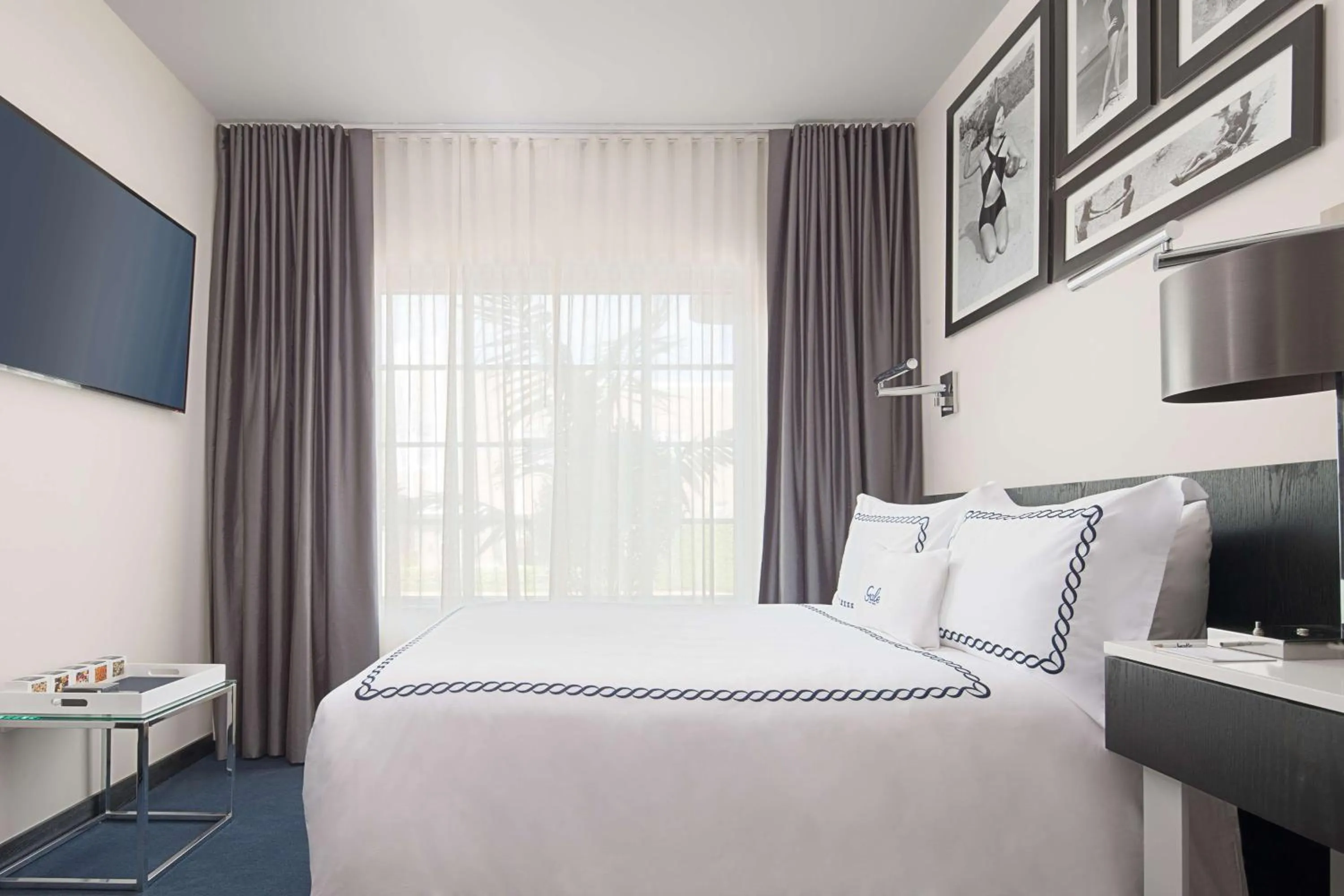 Signature Queen Room in Gale South Beach, Curio Collection By Hilton