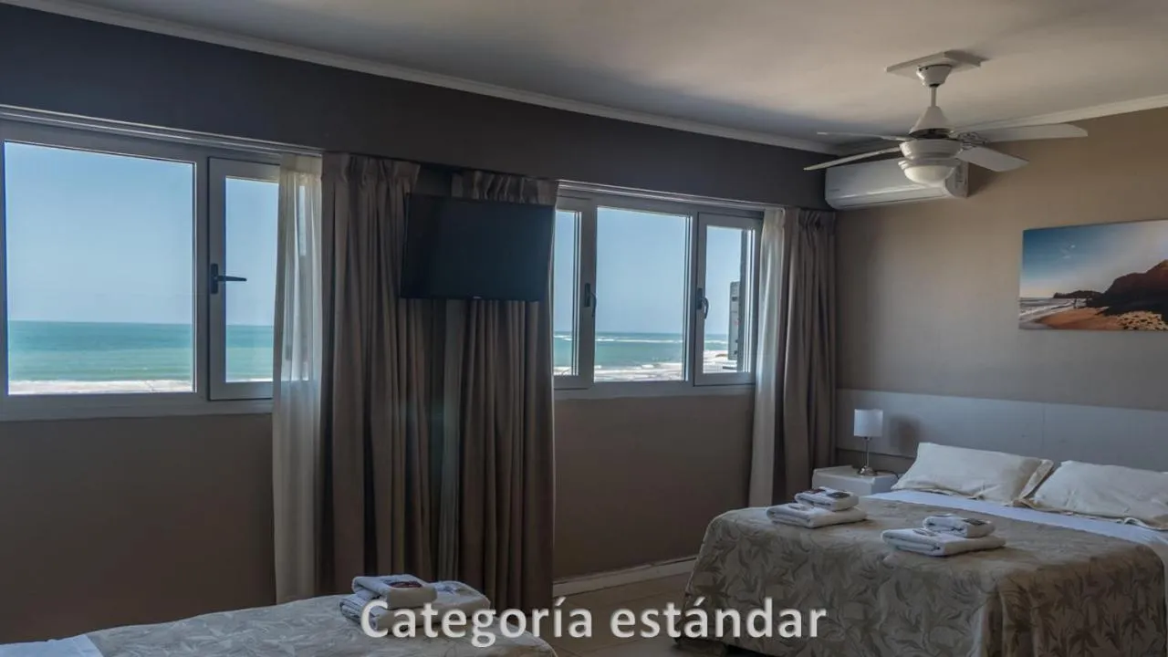 Standard Triple Room in Hotel AATRAC