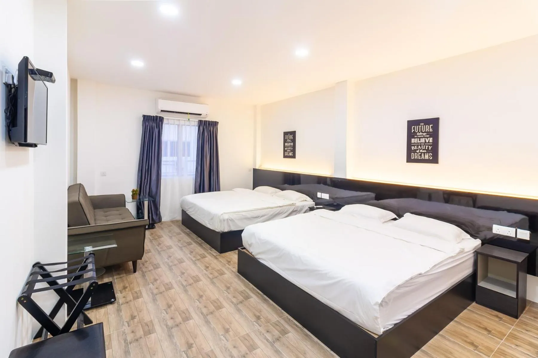 Deluxe Family Room in Tambun Warm Hotel