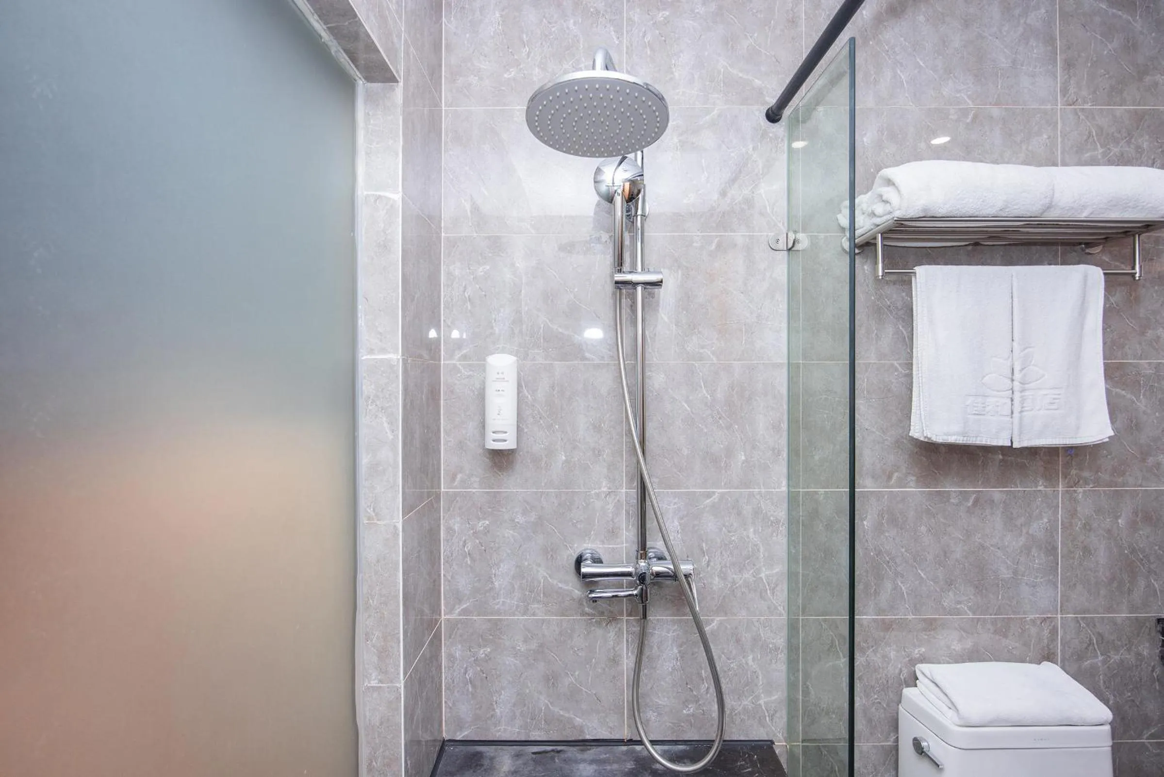 Double Room - single occupancy in Future Shangju Hotel