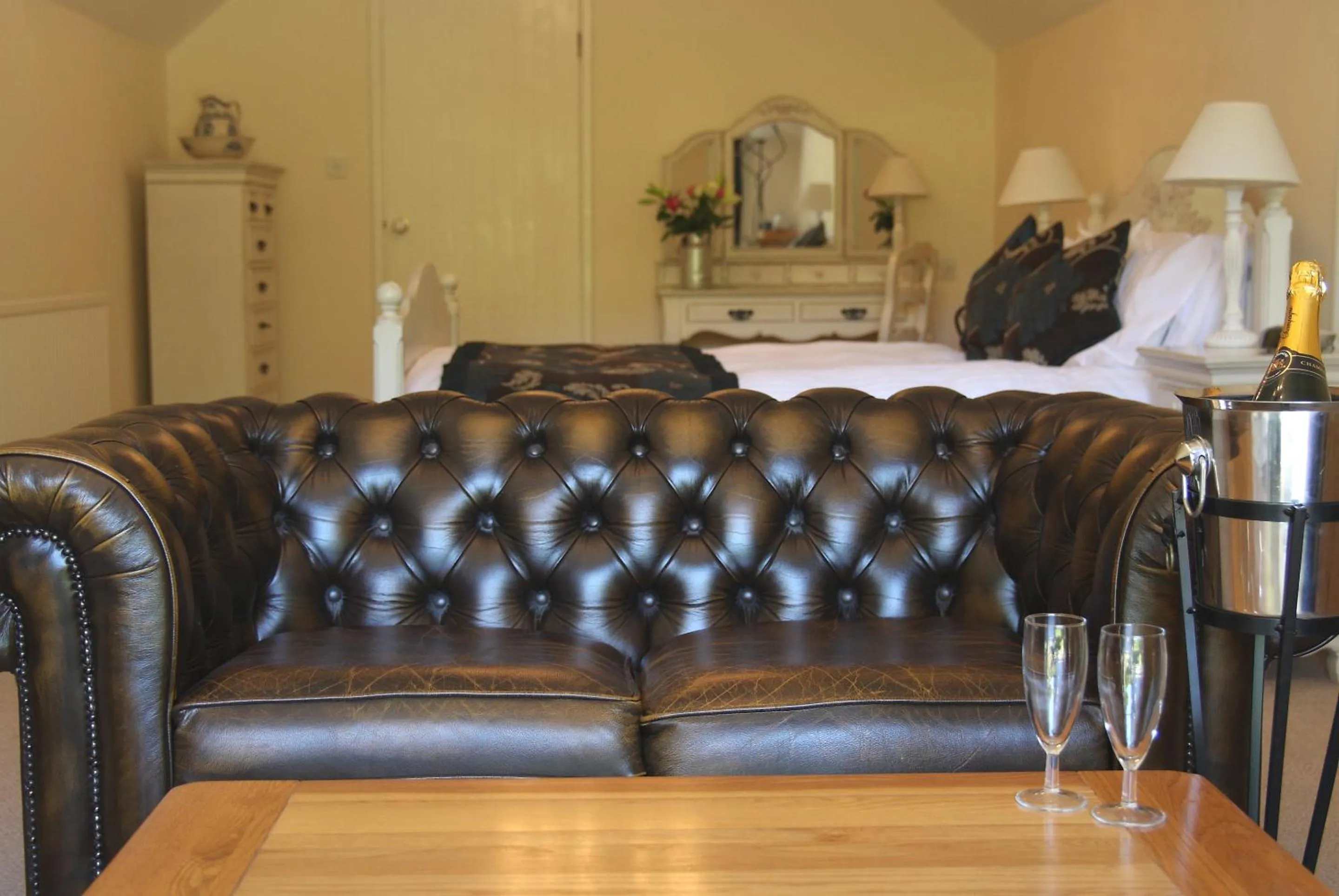 Superior King Room in Bearslake Inn