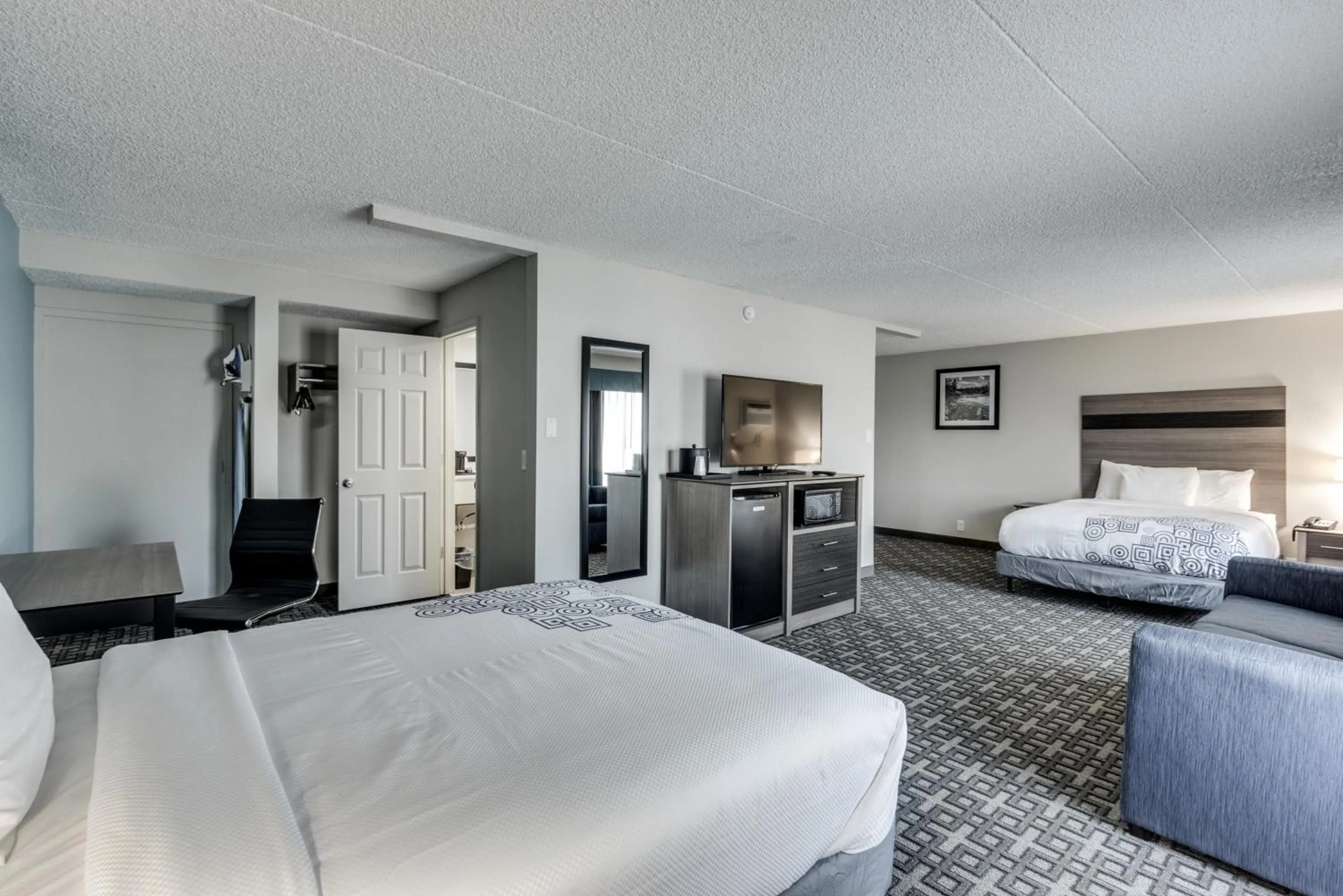 Suite with Two Queen Beds - Non-Smoking in Days Inn & Suites by Wyndham Spokane