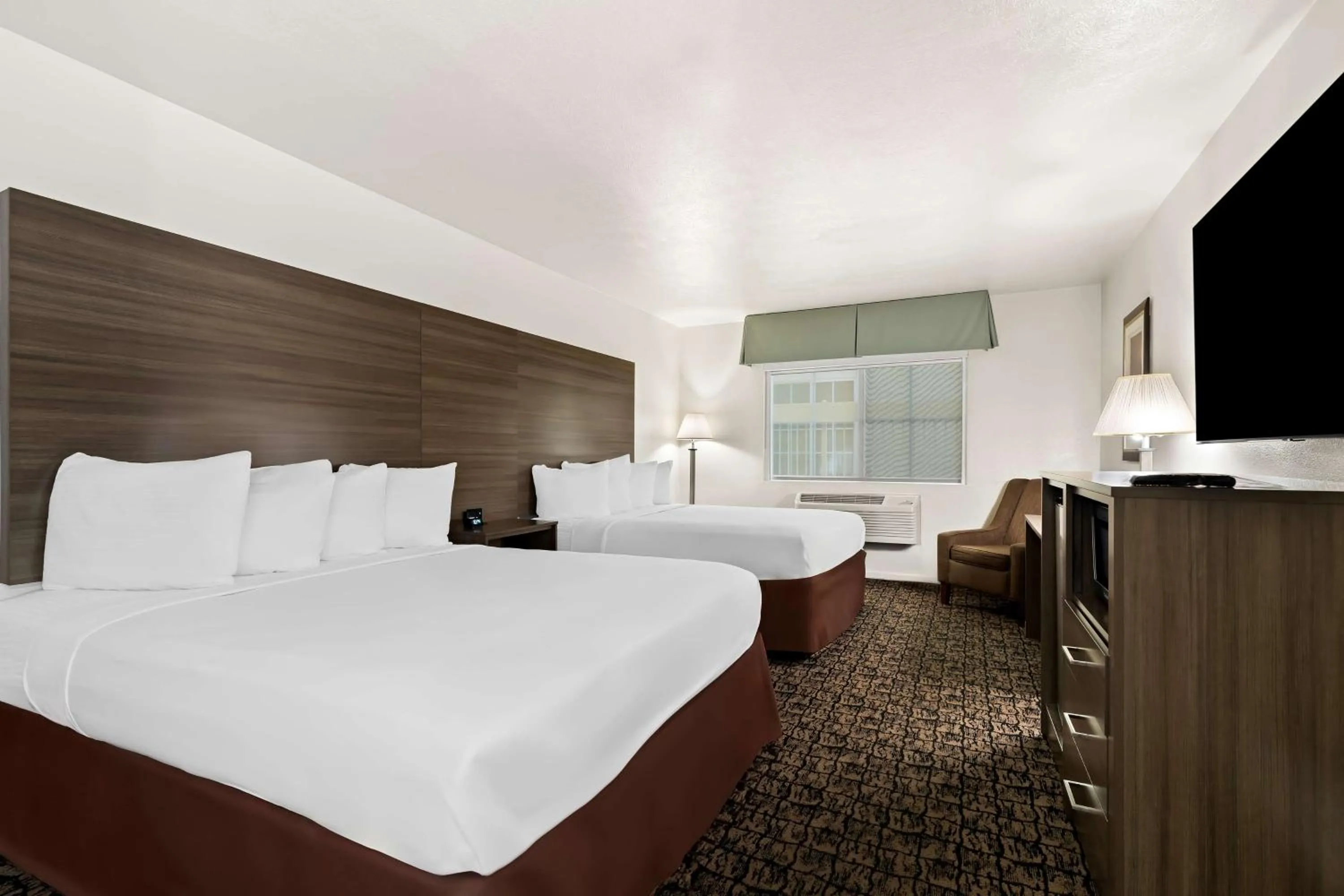 Queen Room with Two Queen Beds - Non-Smoking in Best Western El Centro Inn