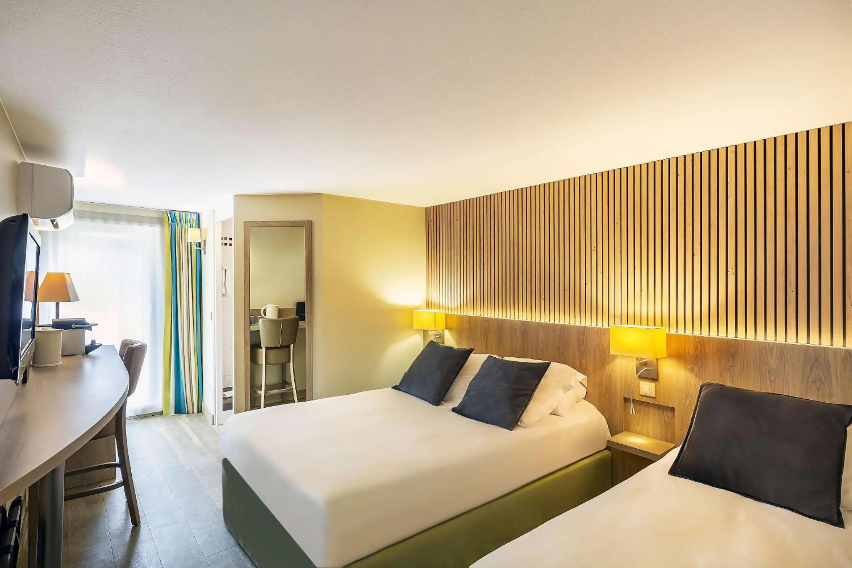 Comfort Double Room with Sofa Bed in Best Western Amarys Hotel & Spa