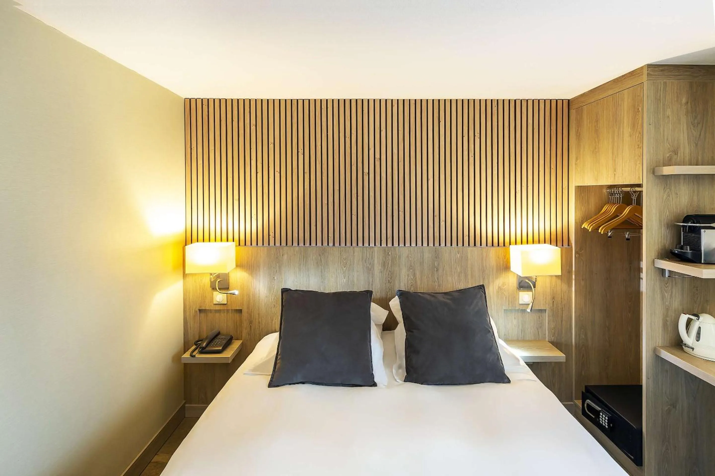 Standard Queen Room in Best Western Amarys Hotel & Spa