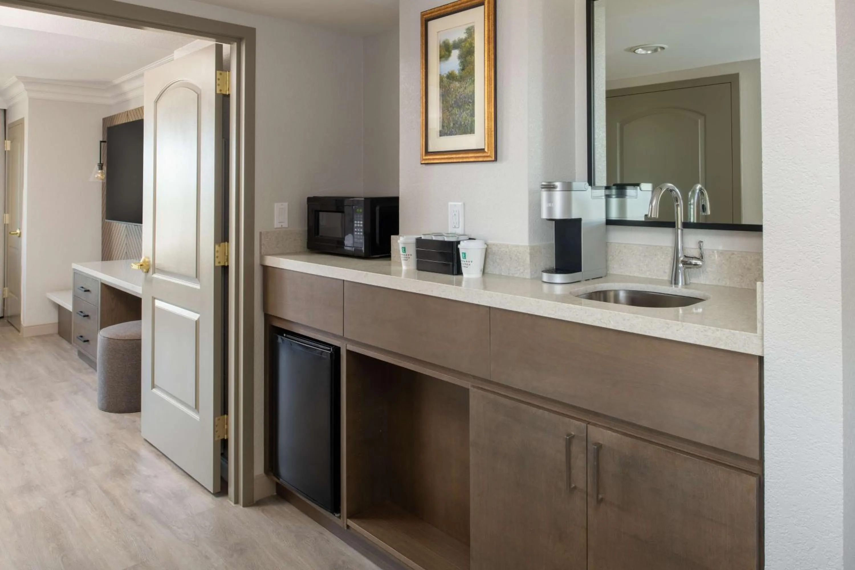 Two-Room Suite with Two Queen Beds and City View in Embassy Suites by Hilton Sacramento Riverfront Promenade