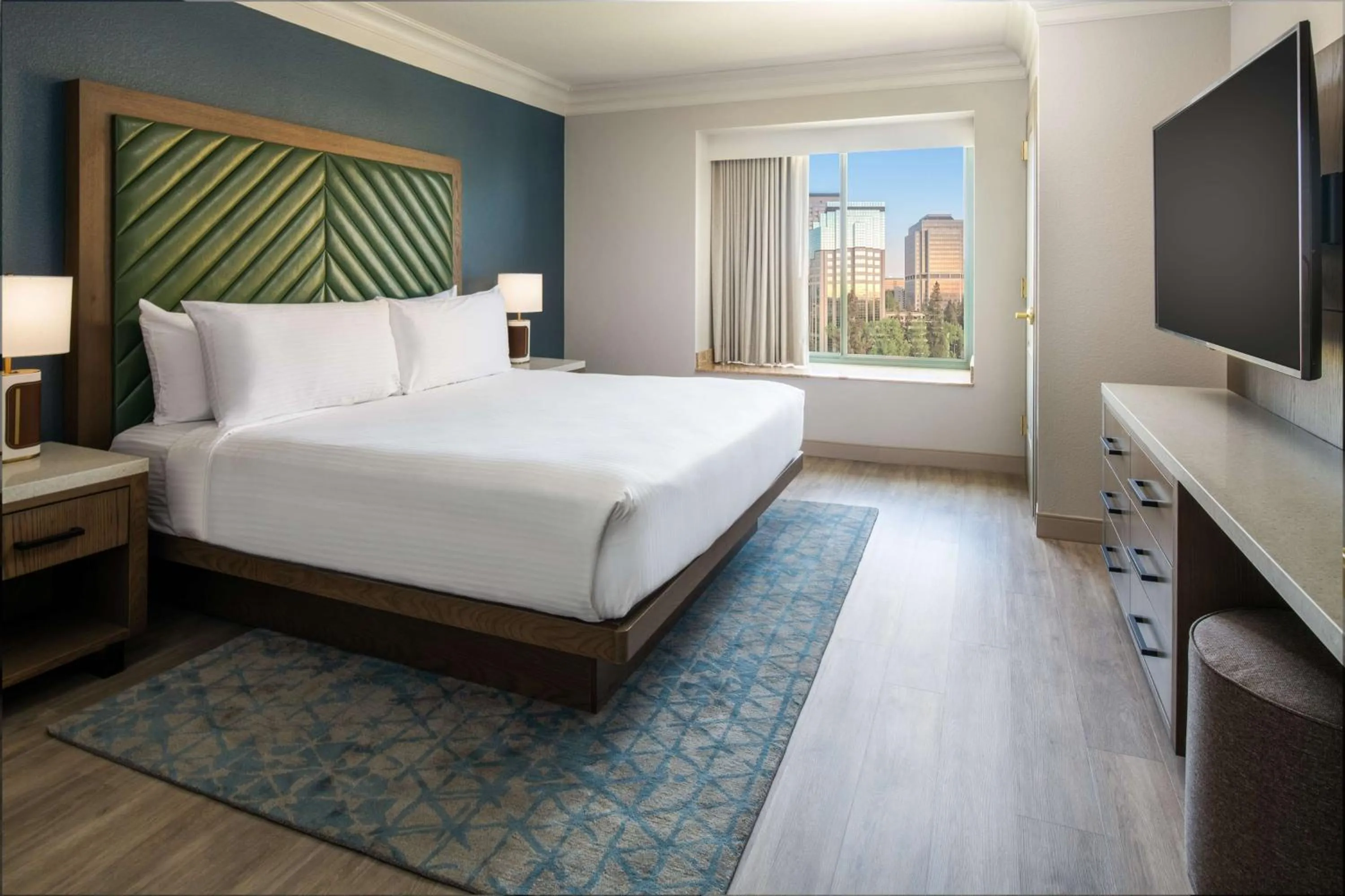 King Suite in Embassy Suites by Hilton Sacramento Riverfront Promenade